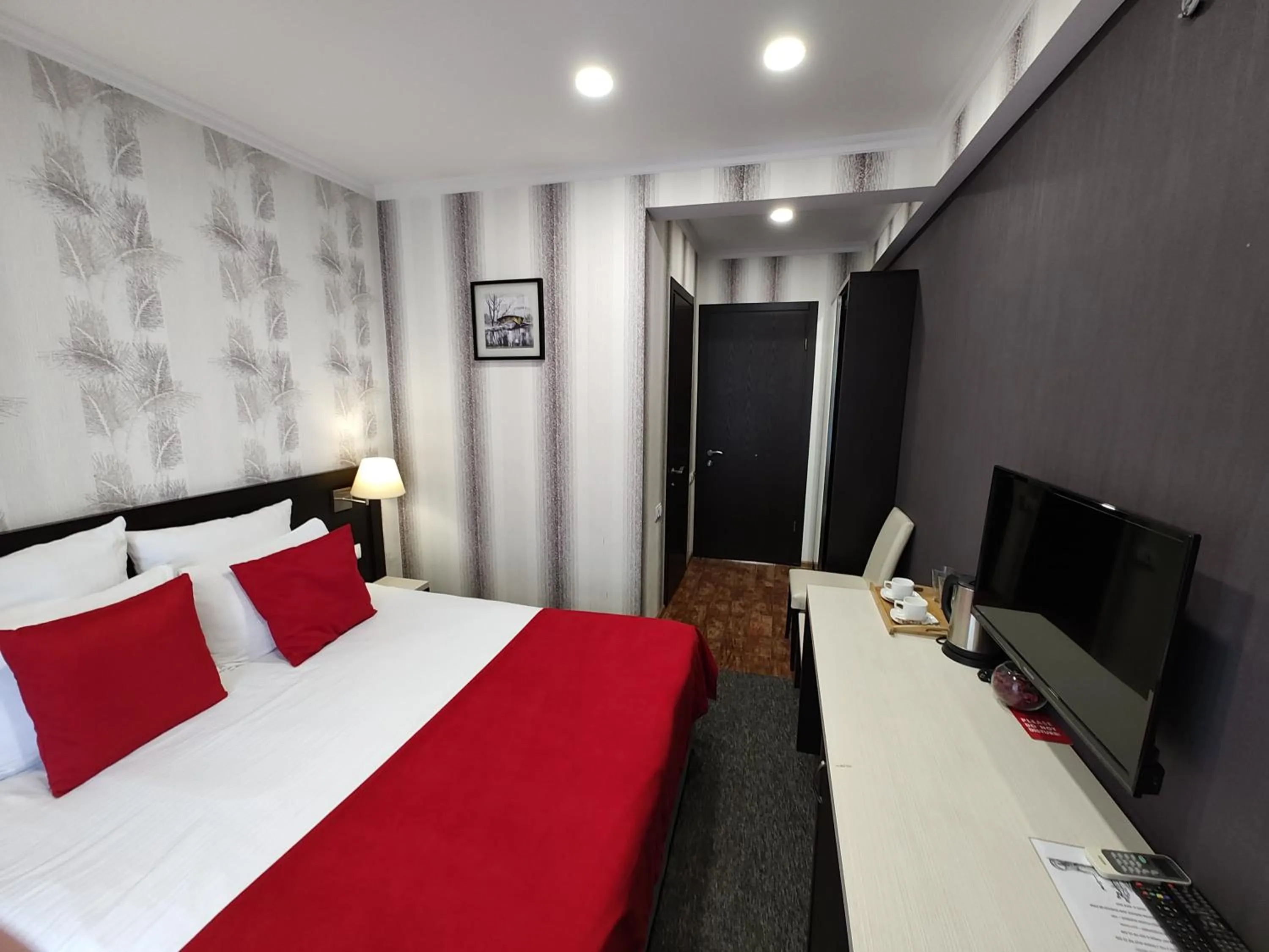 Photo of the whole room, Bed in East Gate Boutique Hotel