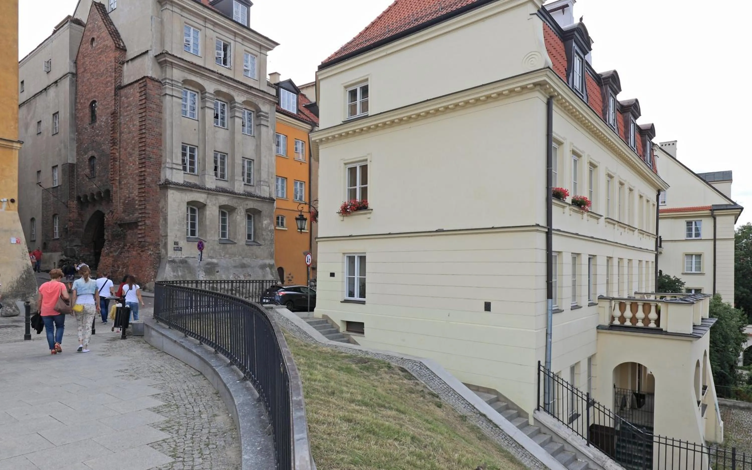 Neighbourhood in Old Town Heart - XXVII - Brzozowa