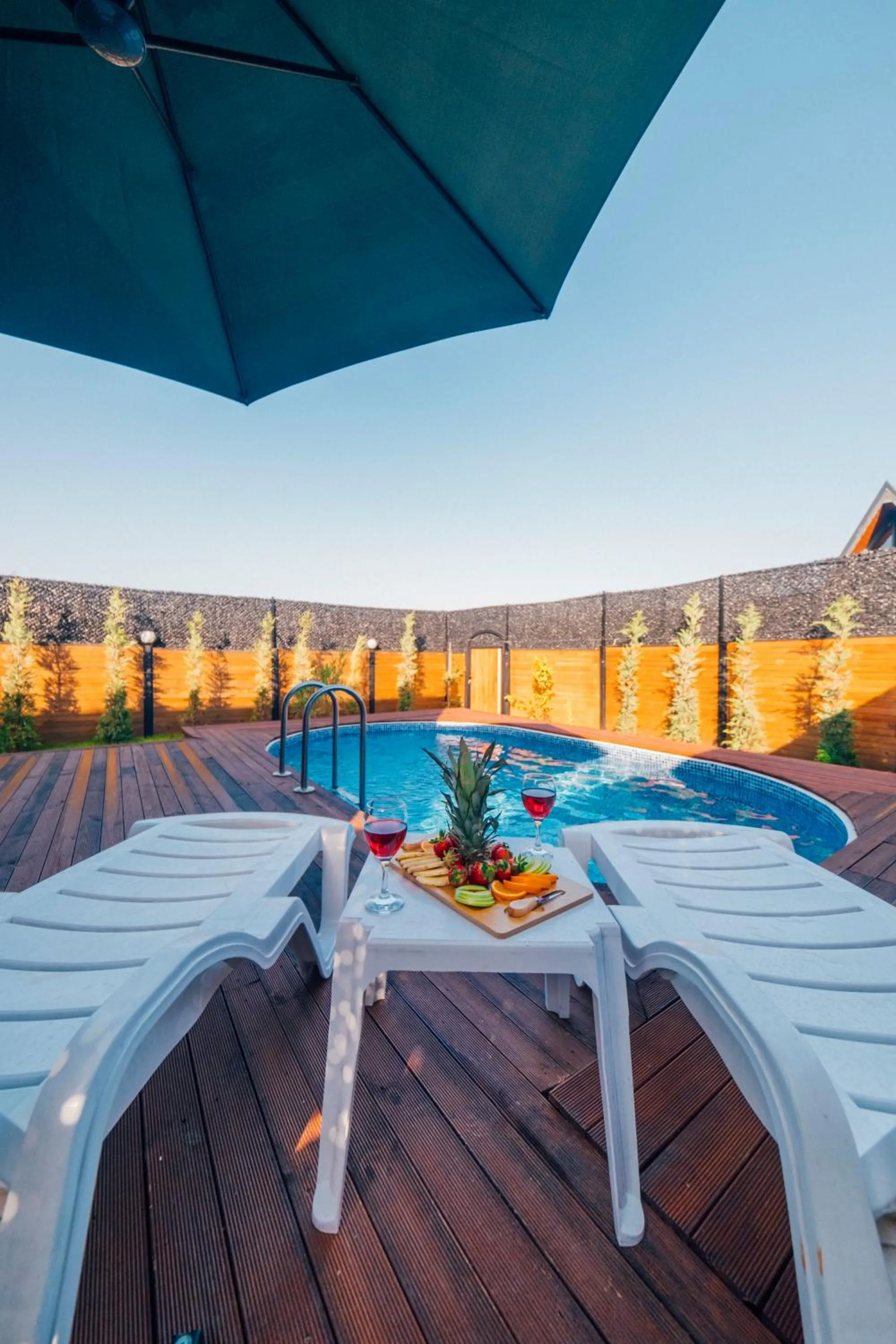 Double Room with Pool View in Sapanca Sunday Bungalov Resort Otel