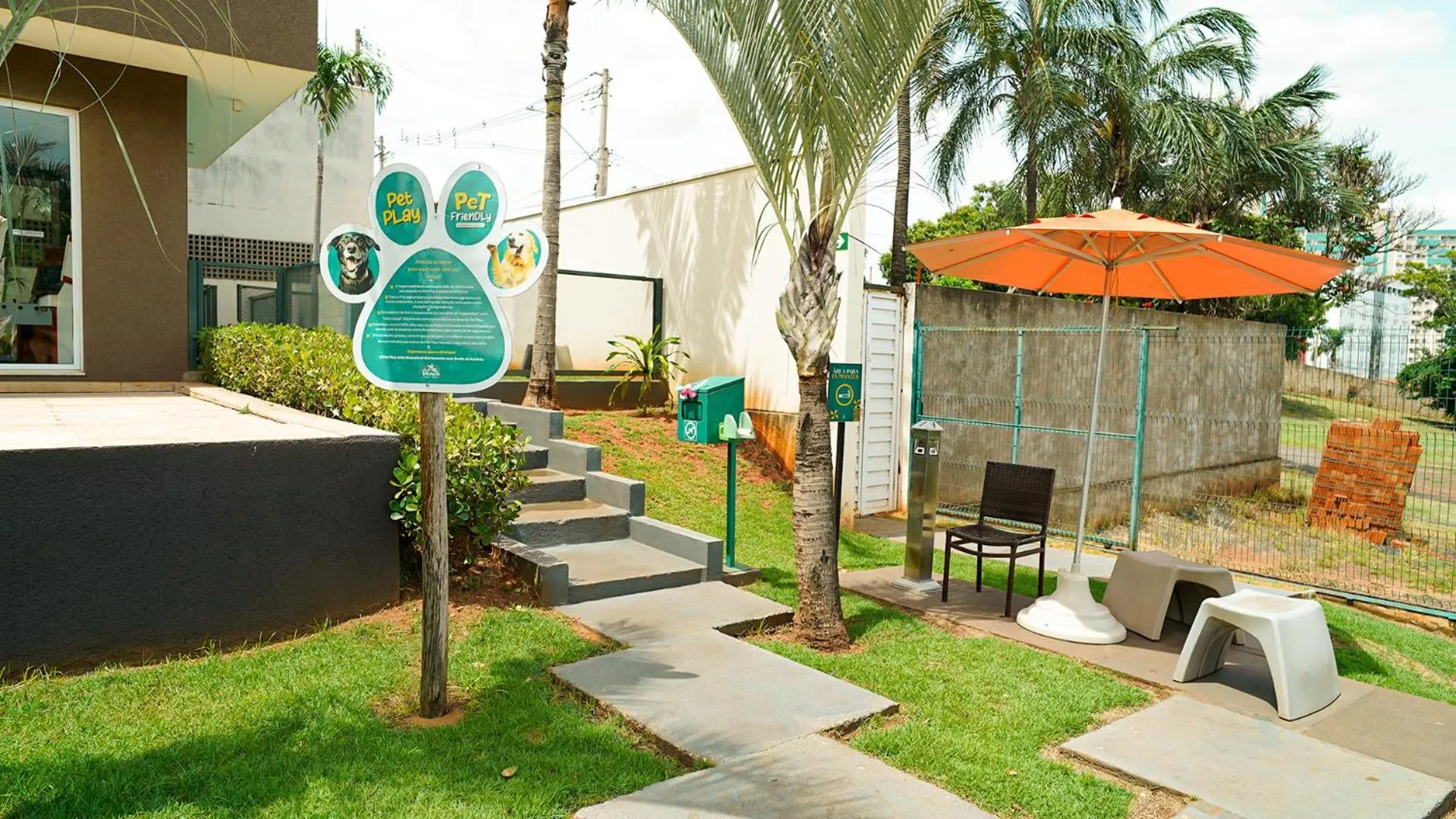 pet friendly in Hot Beach Celebration