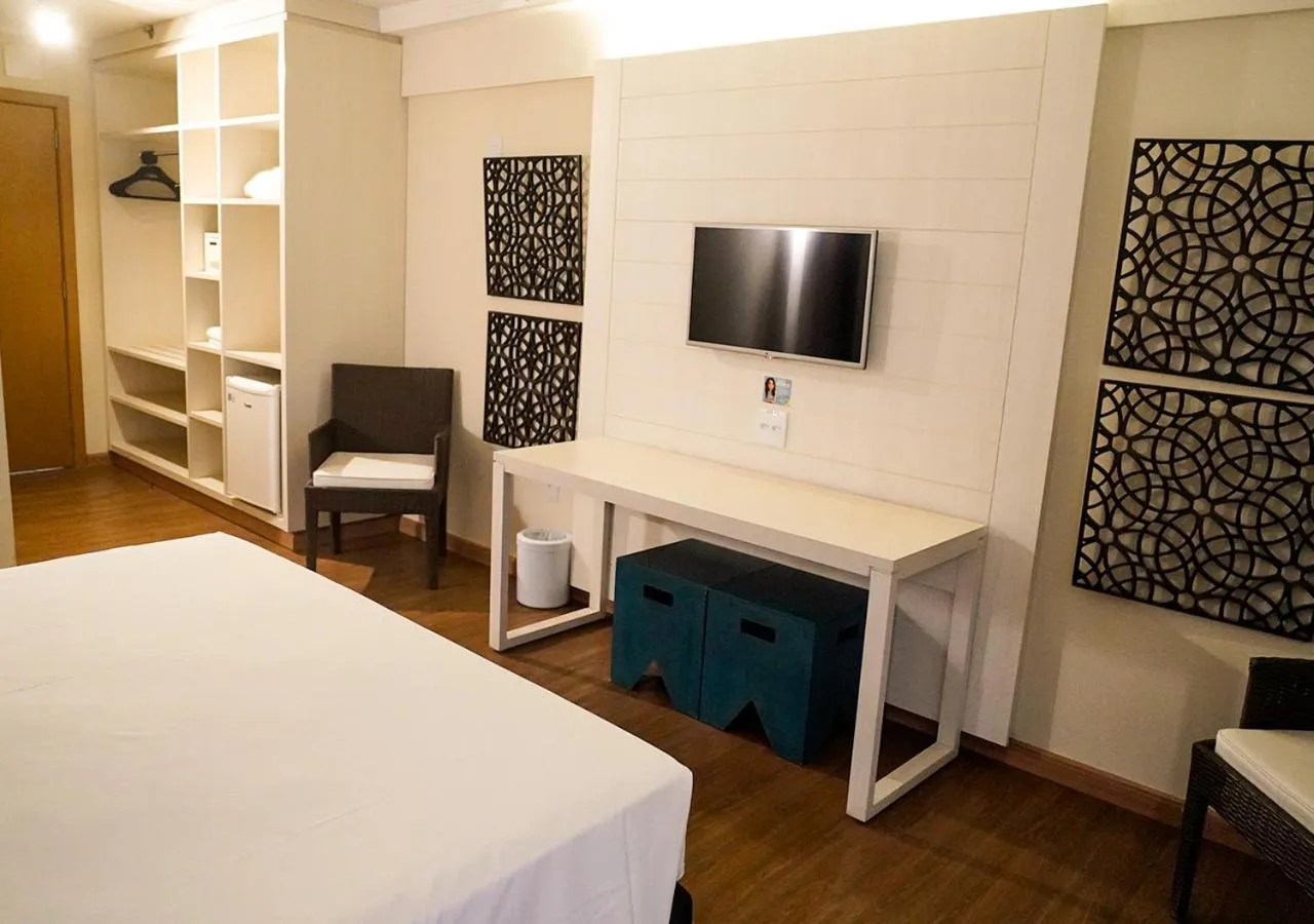 Bed in Hot Beach Celebration