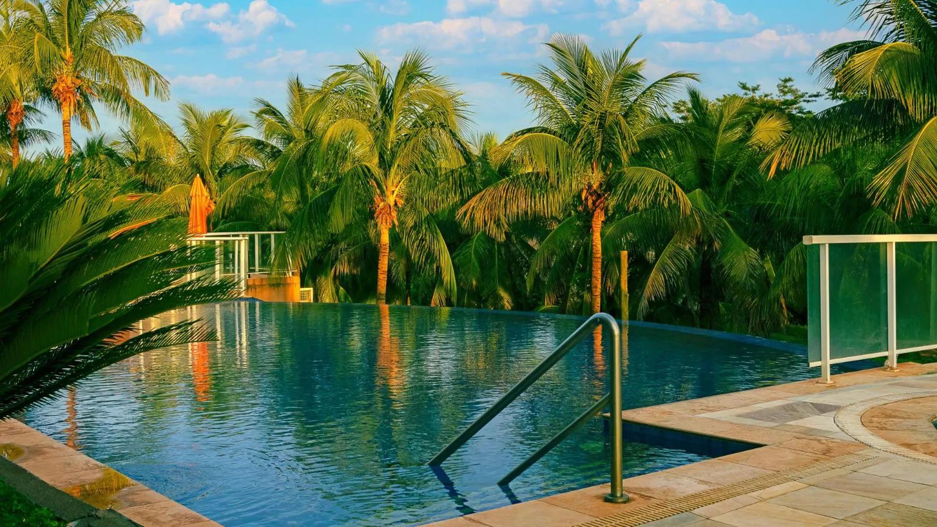 Garden view in Hot Beach Celebration