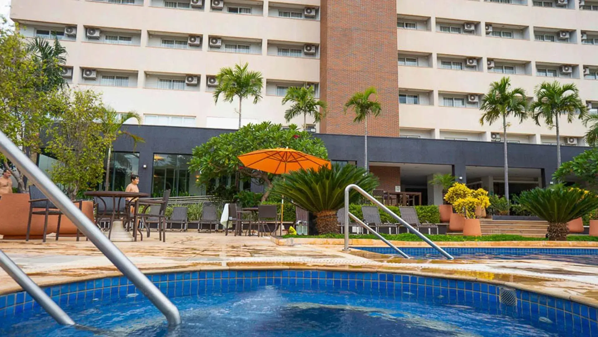 Property building in Hot Beach Celebration Property building in Hot Beach Celebration