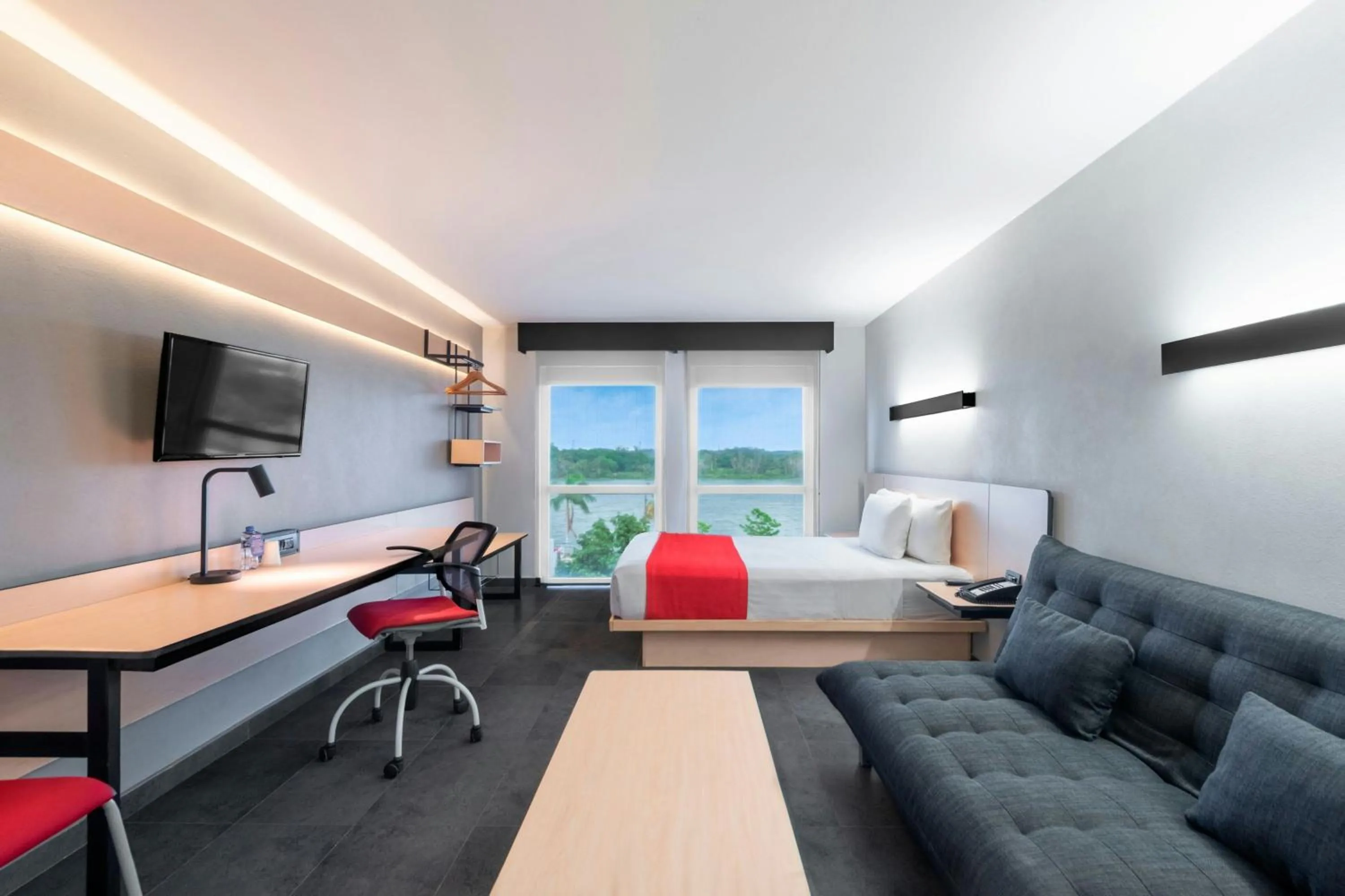 Photo of the whole room, Bed in City Express by Marriott Tuxpan