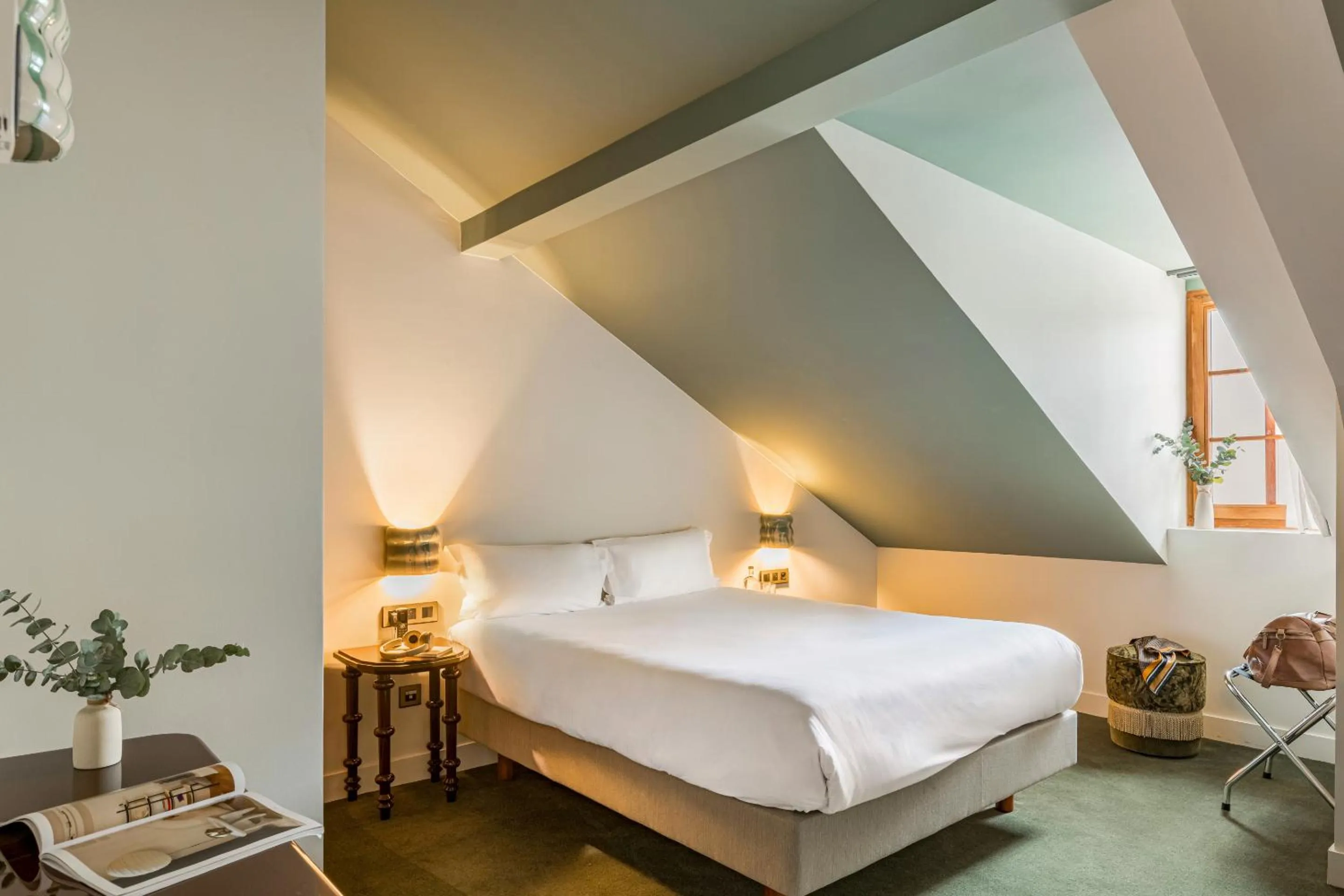 Bedroom, Bed in Hôtel La Cour du 6