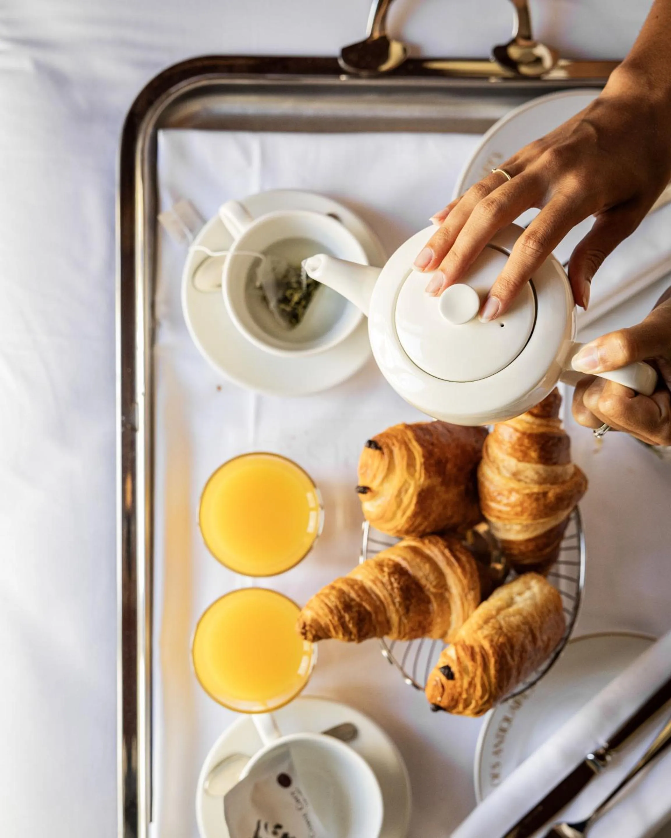 Breakfast in Hôtel La Cour du 6