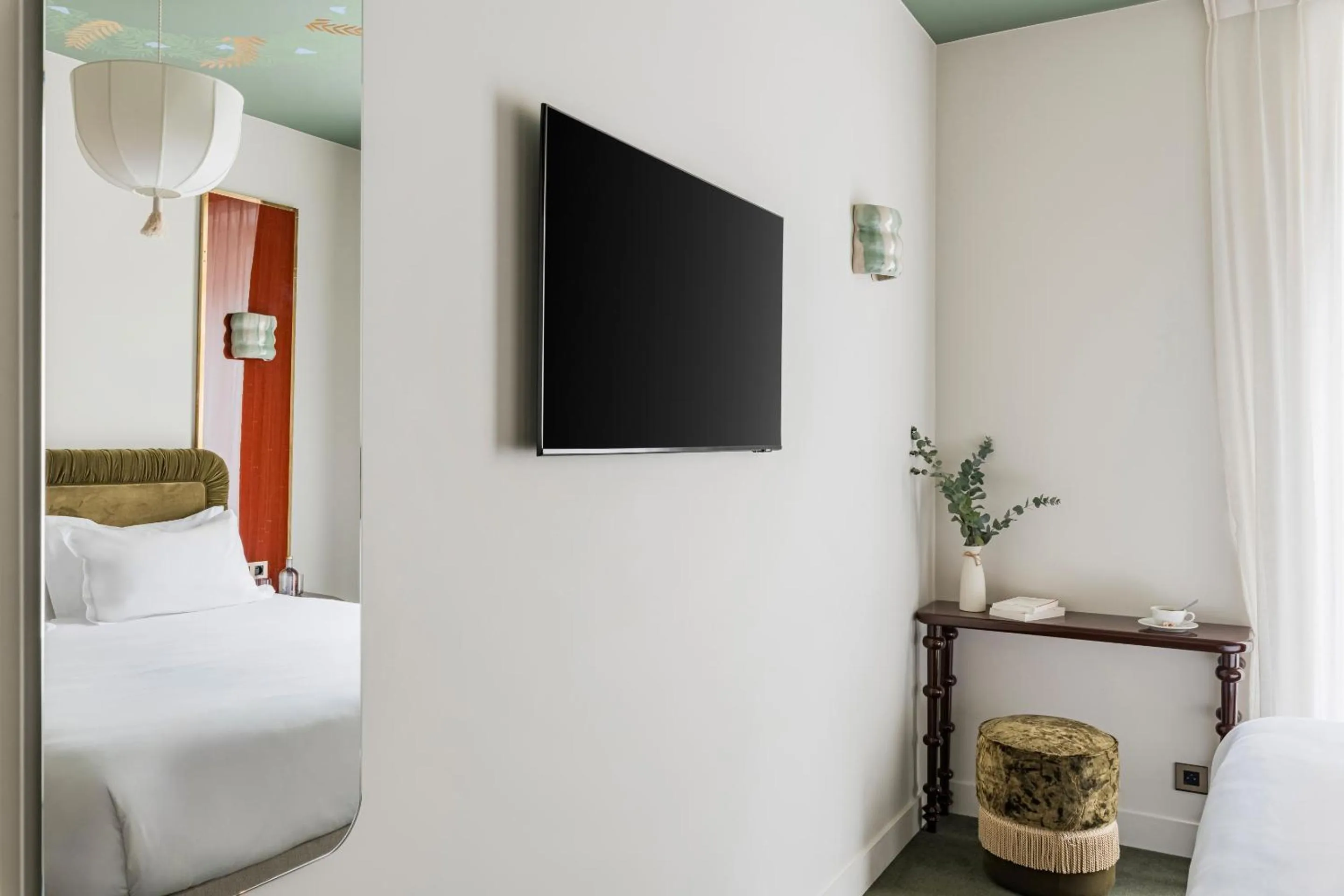 Bedroom, Bed in Hôtel La Cour du 6