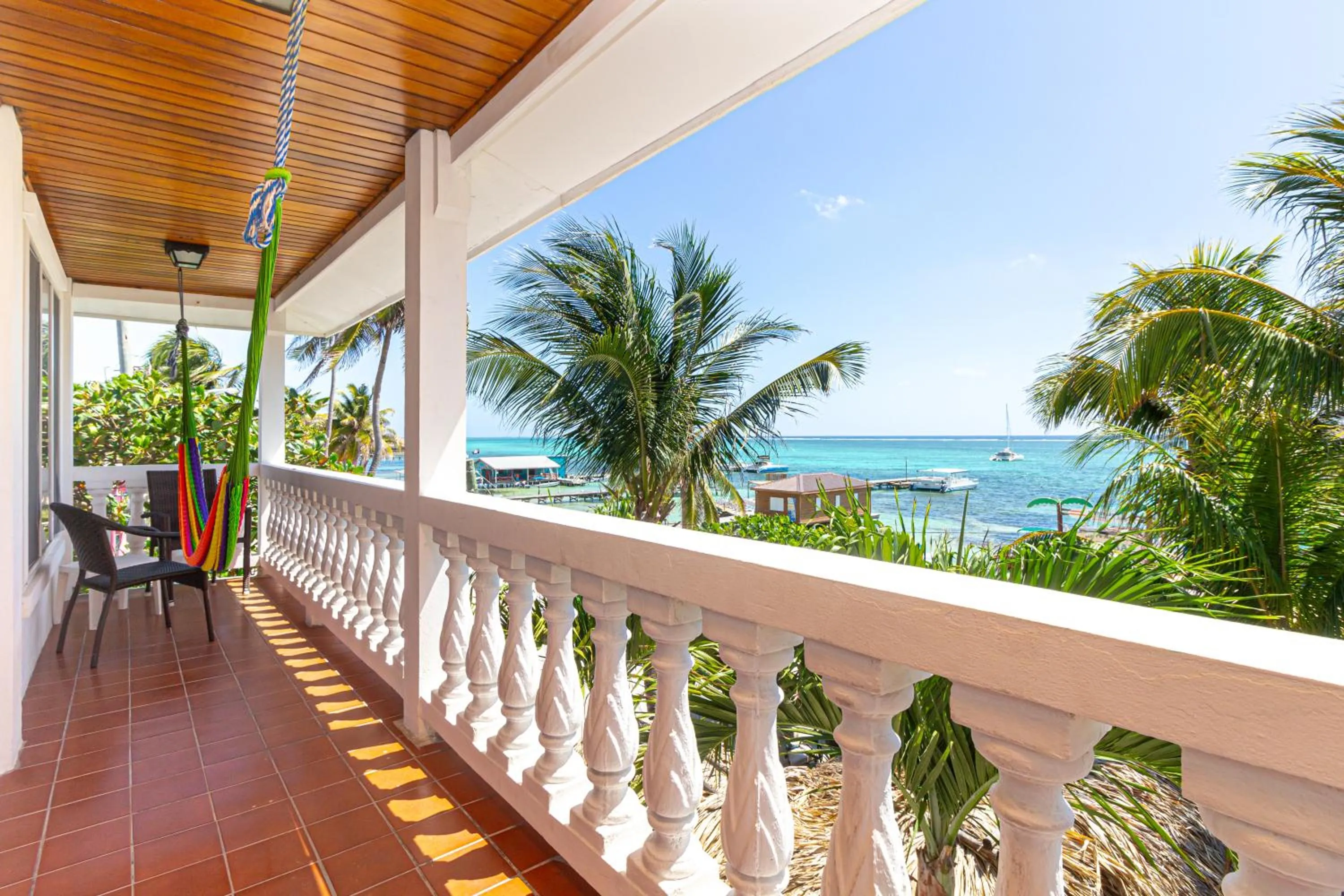Balcony/Terrace in Blue Tang Inn