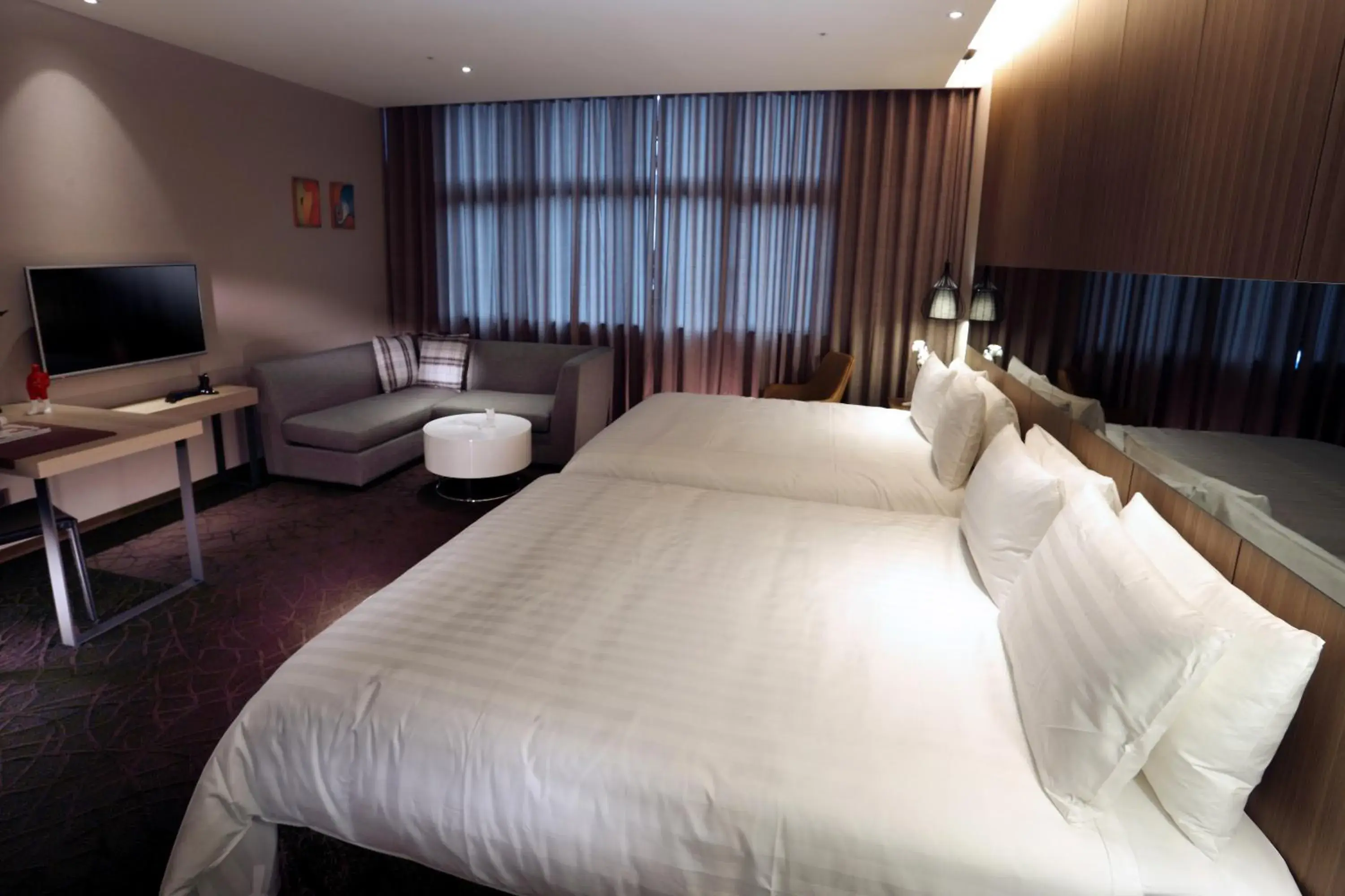 Bedroom, Bed in Hotel Intrendy