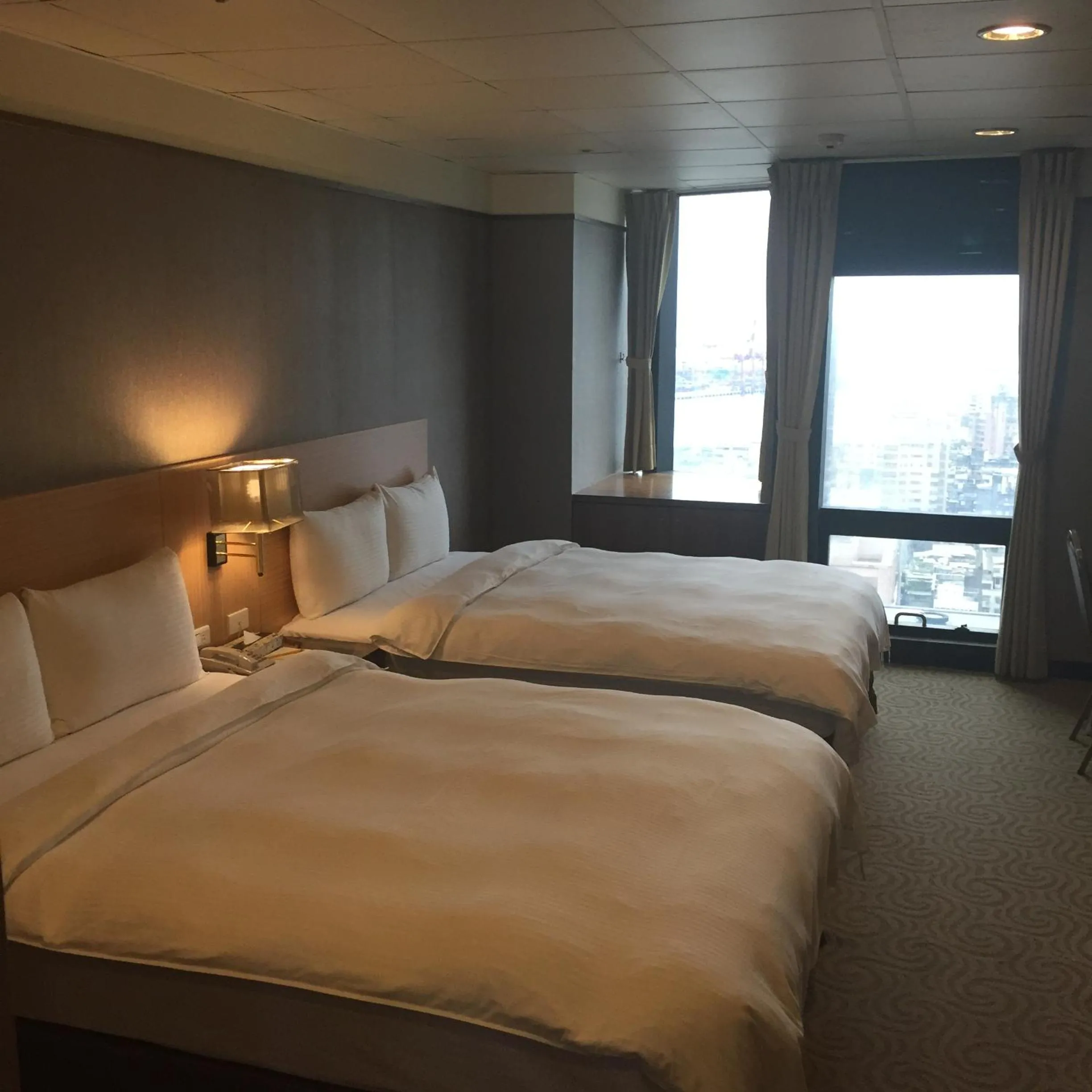 Photo of the whole room, Bed in Rhine Inn