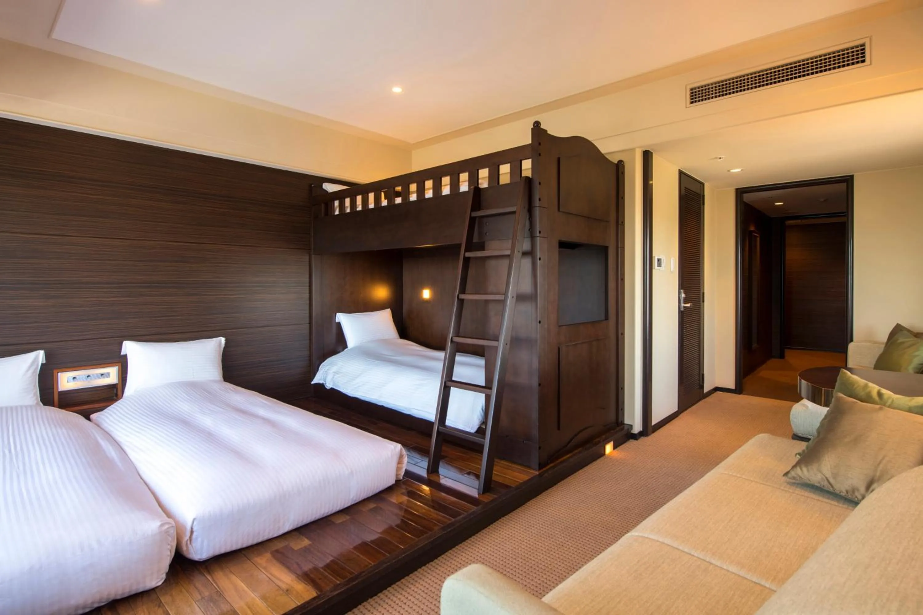 Photo of the whole room, Bed in Urayasu Brighton Hotel Tokyo Bay