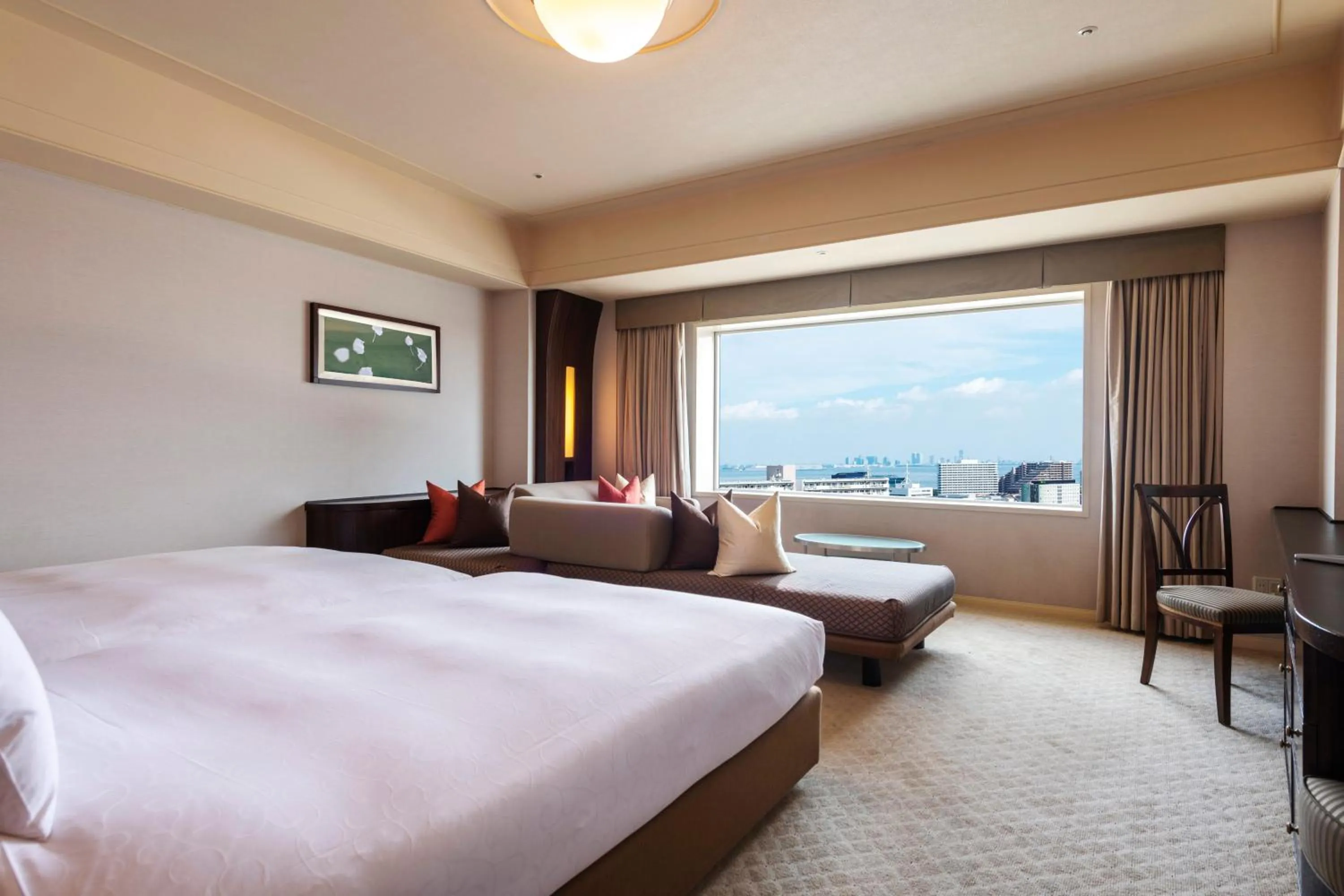 Photo of the whole room, Bed in Urayasu Brighton Hotel Tokyo Bay