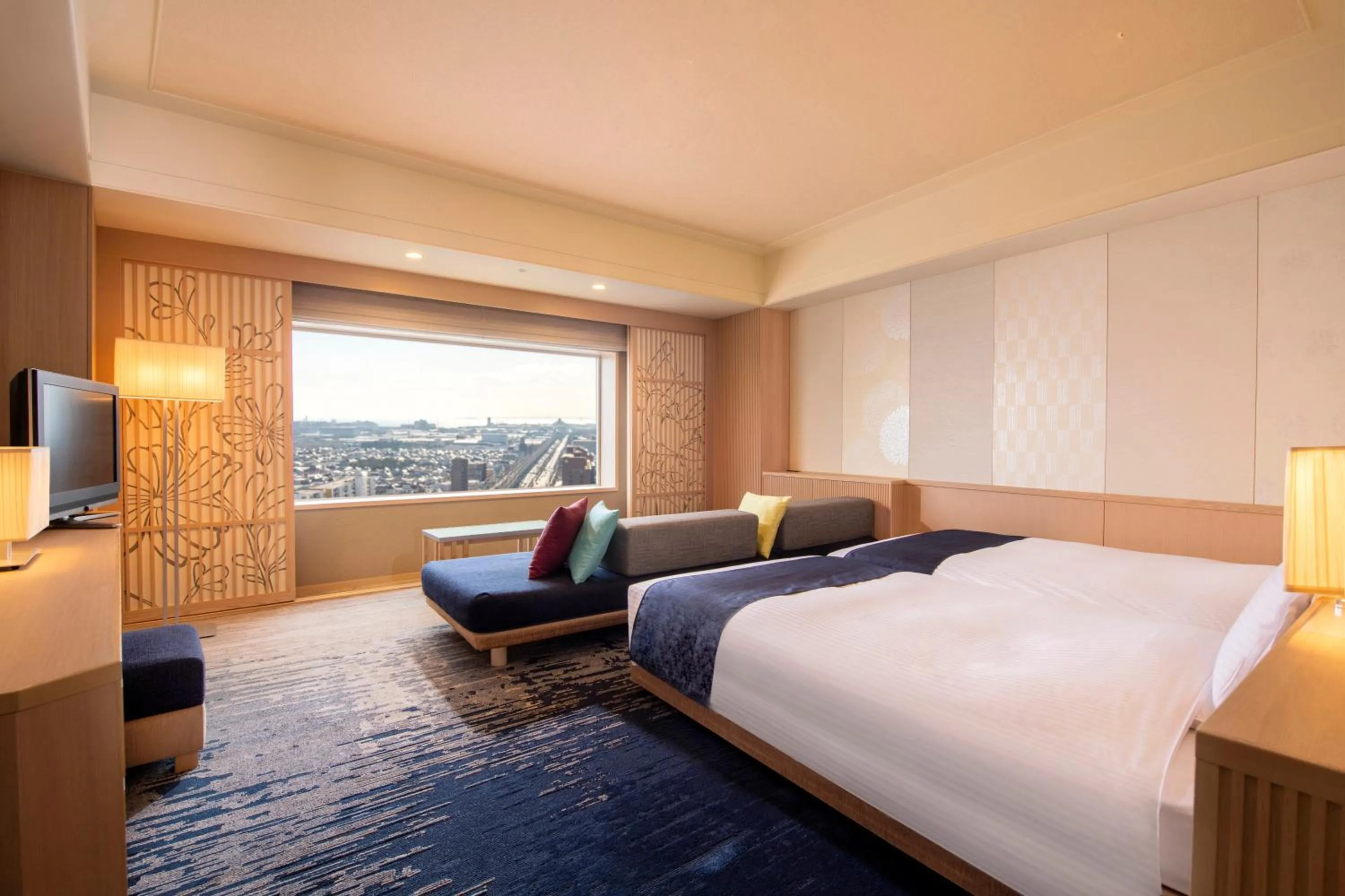 Photo of the whole room, Bed in Urayasu Brighton Hotel Tokyo Bay