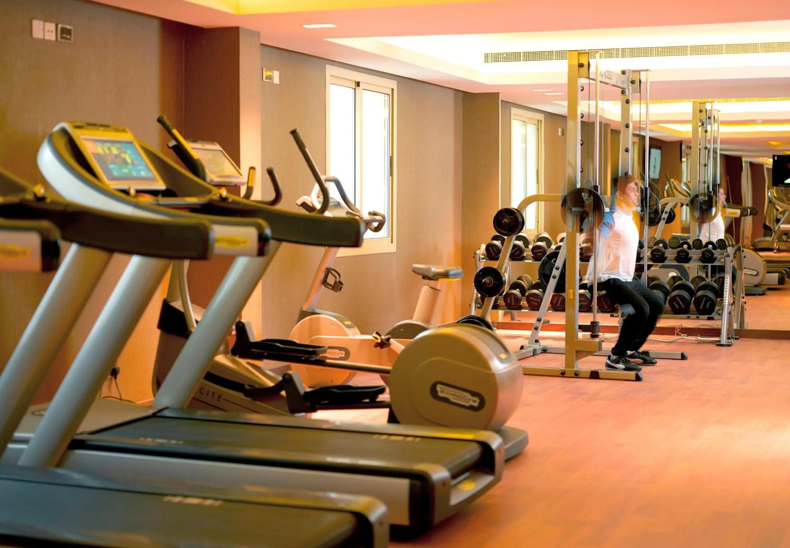 Fitness centre/facilities in Ramee Rose Hotel