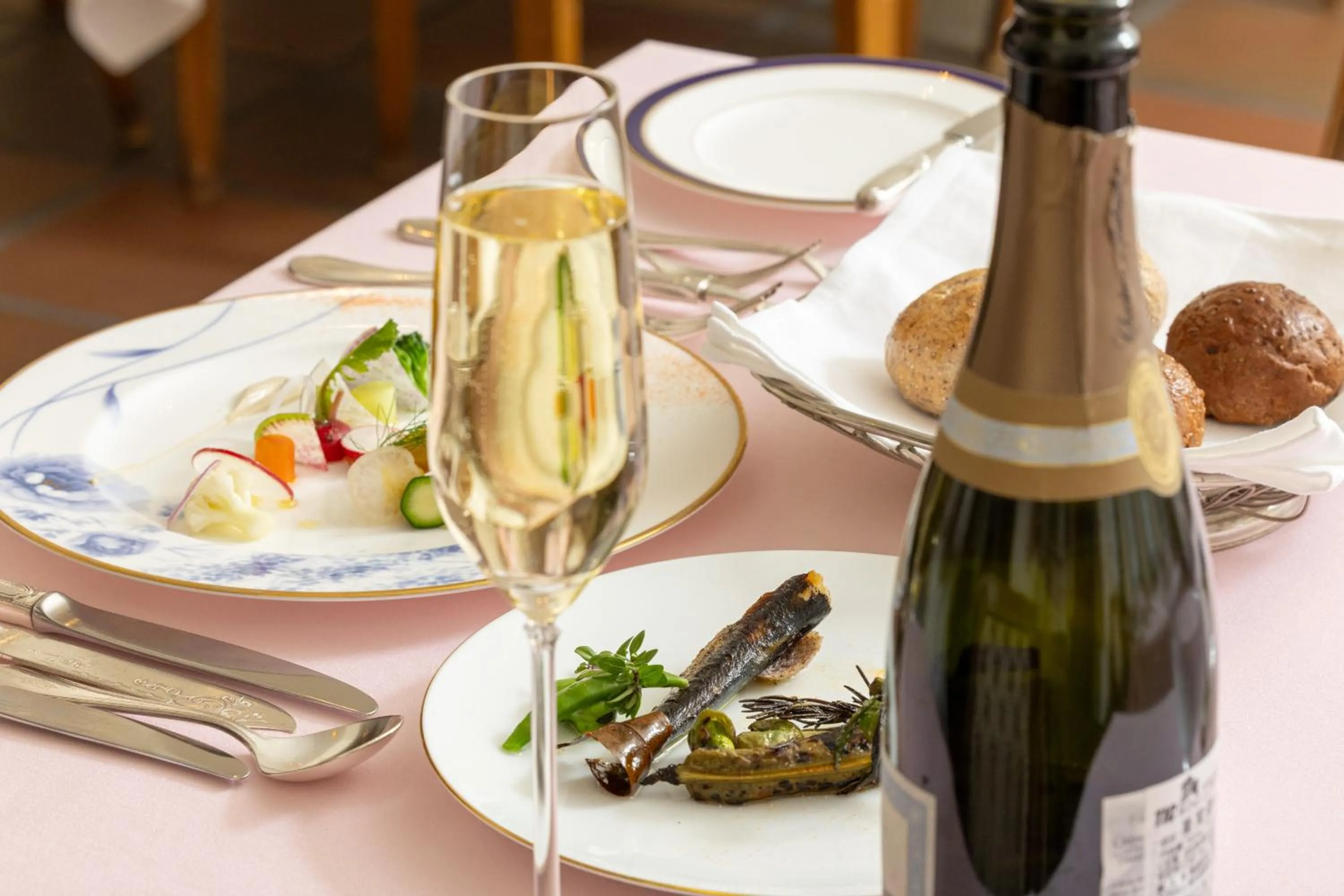 Food and drinks in Auberge Le Temps