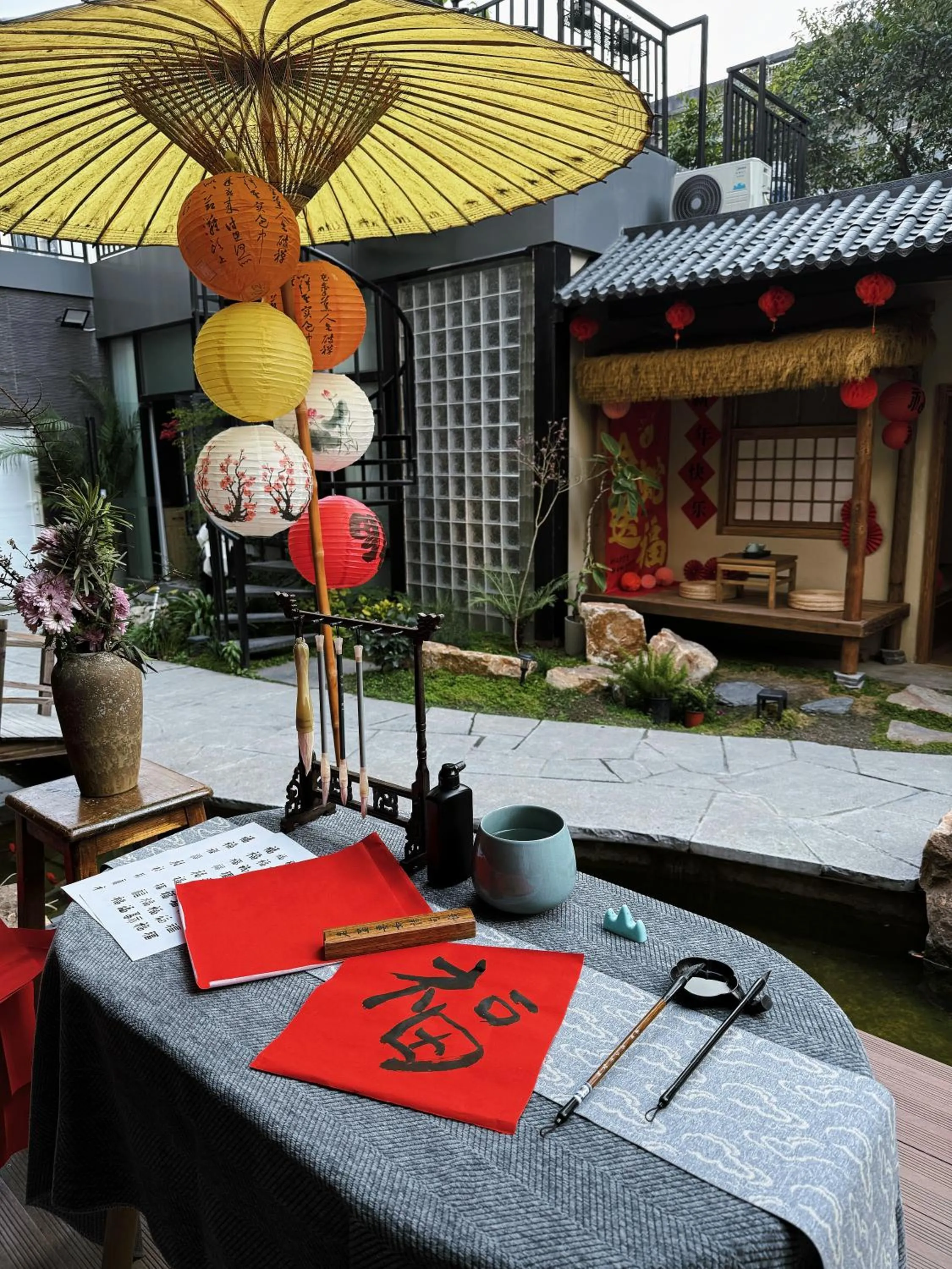Garden view in The Hidden House Aesthetic Life Courtyard Hotel Kuanzhai Alley People's Park Subway Station Branch