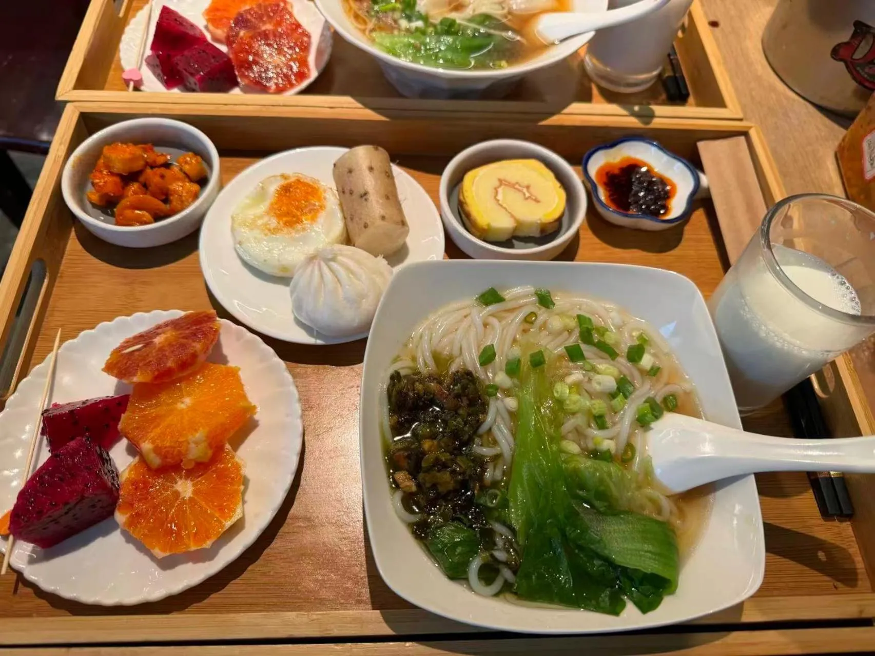 Breakfast in The Hidden House Aesthetic Life Courtyard Hotel Kuanzhai Alley People's Park Subway Station Branch
