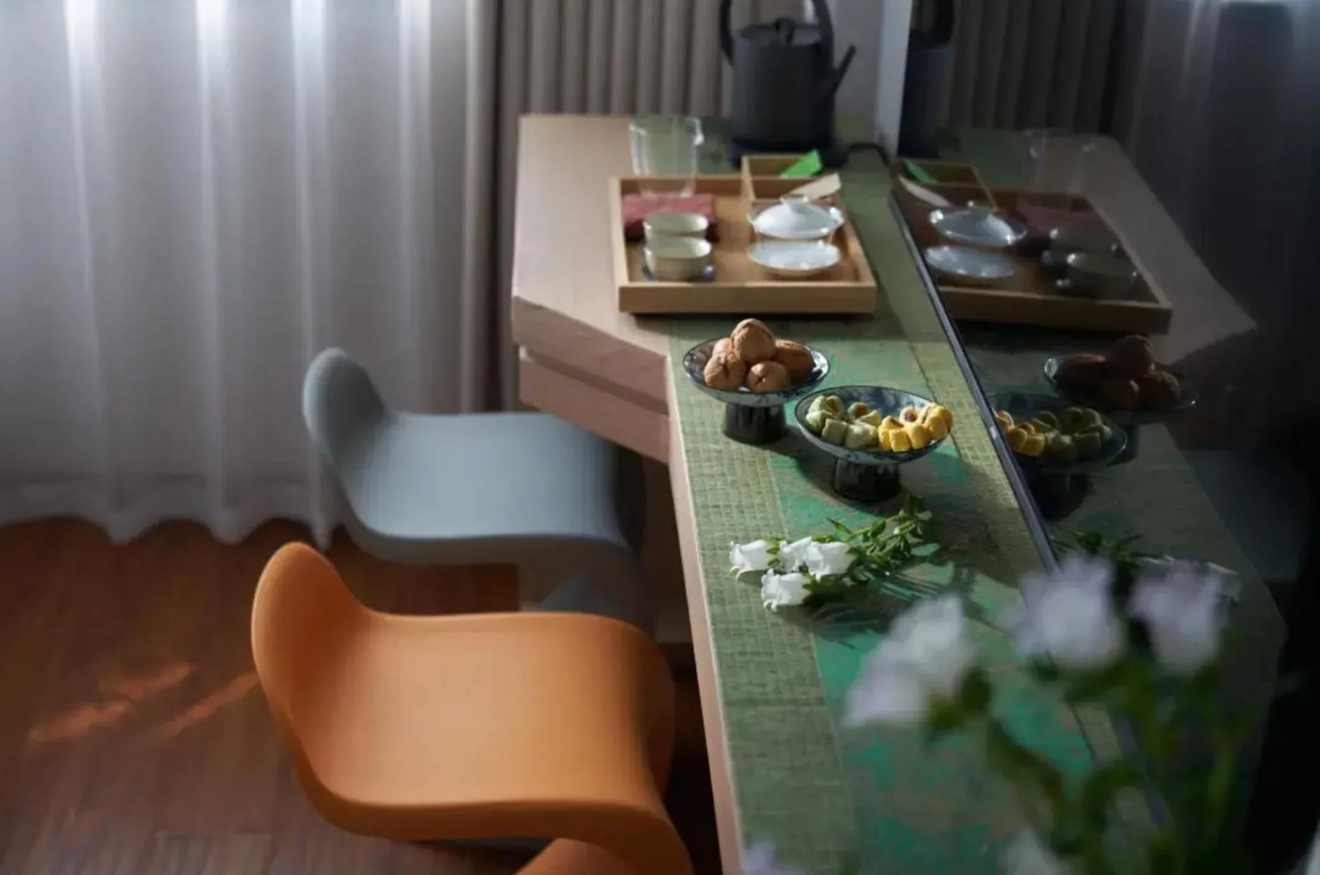 Coffee/tea facilities in The Hidden House Aesthetic Life Courtyard Hotel Kuanzhai Alley People's Park Subway Station Branch