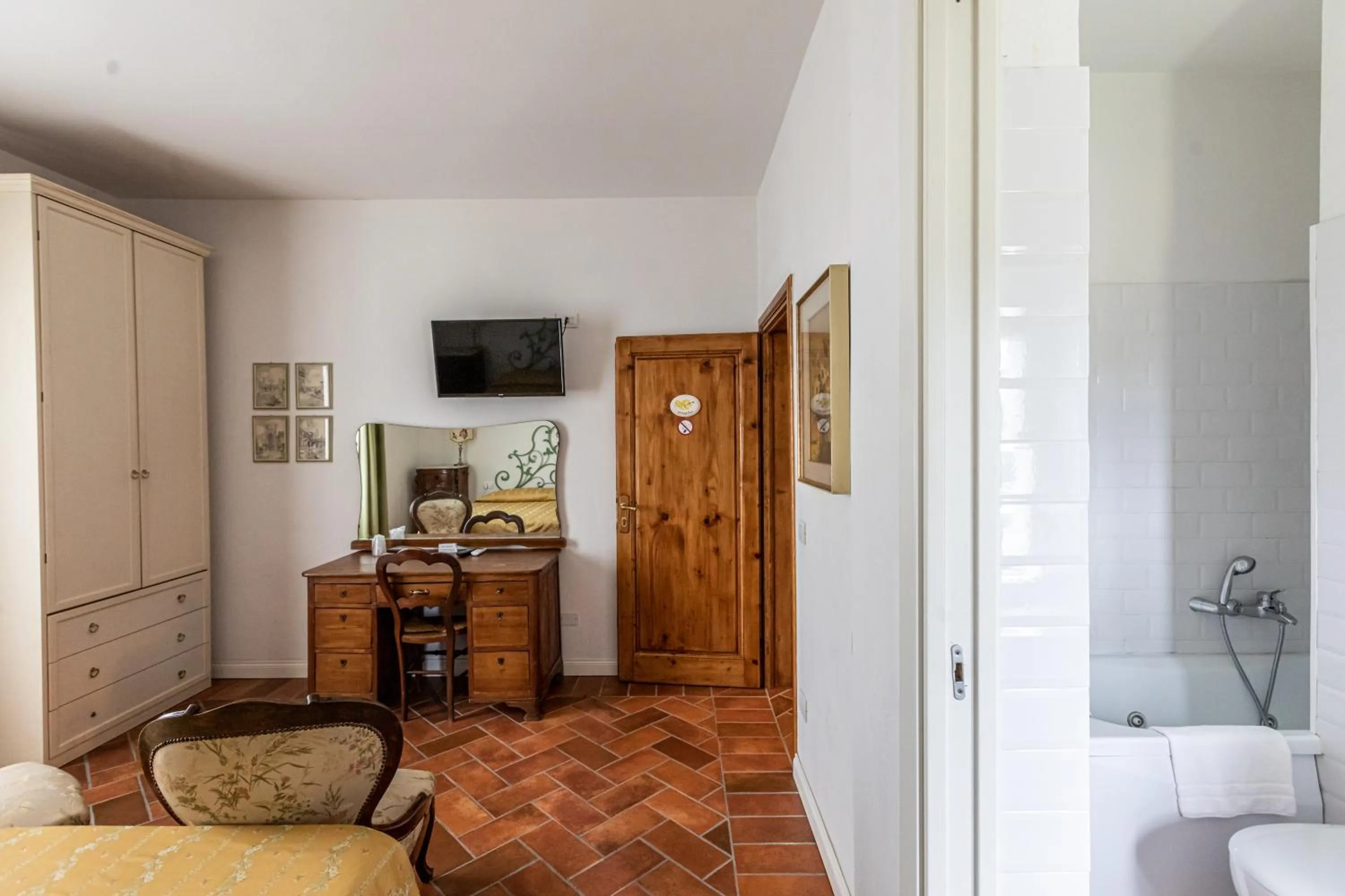 Bed in La Locanda di Adele - Il Giardinetto B&B