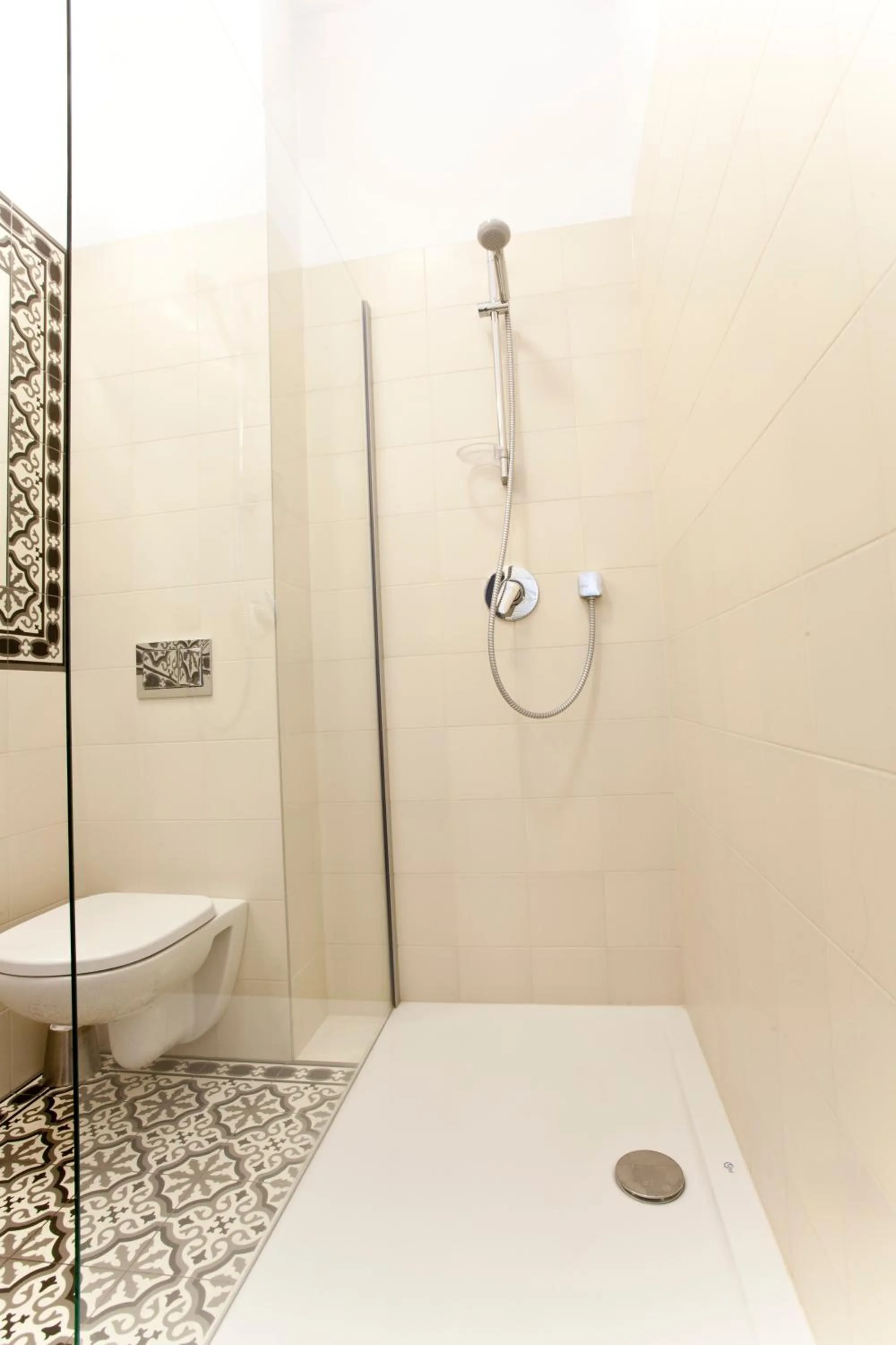 Bathroom in Krakow Townhouse