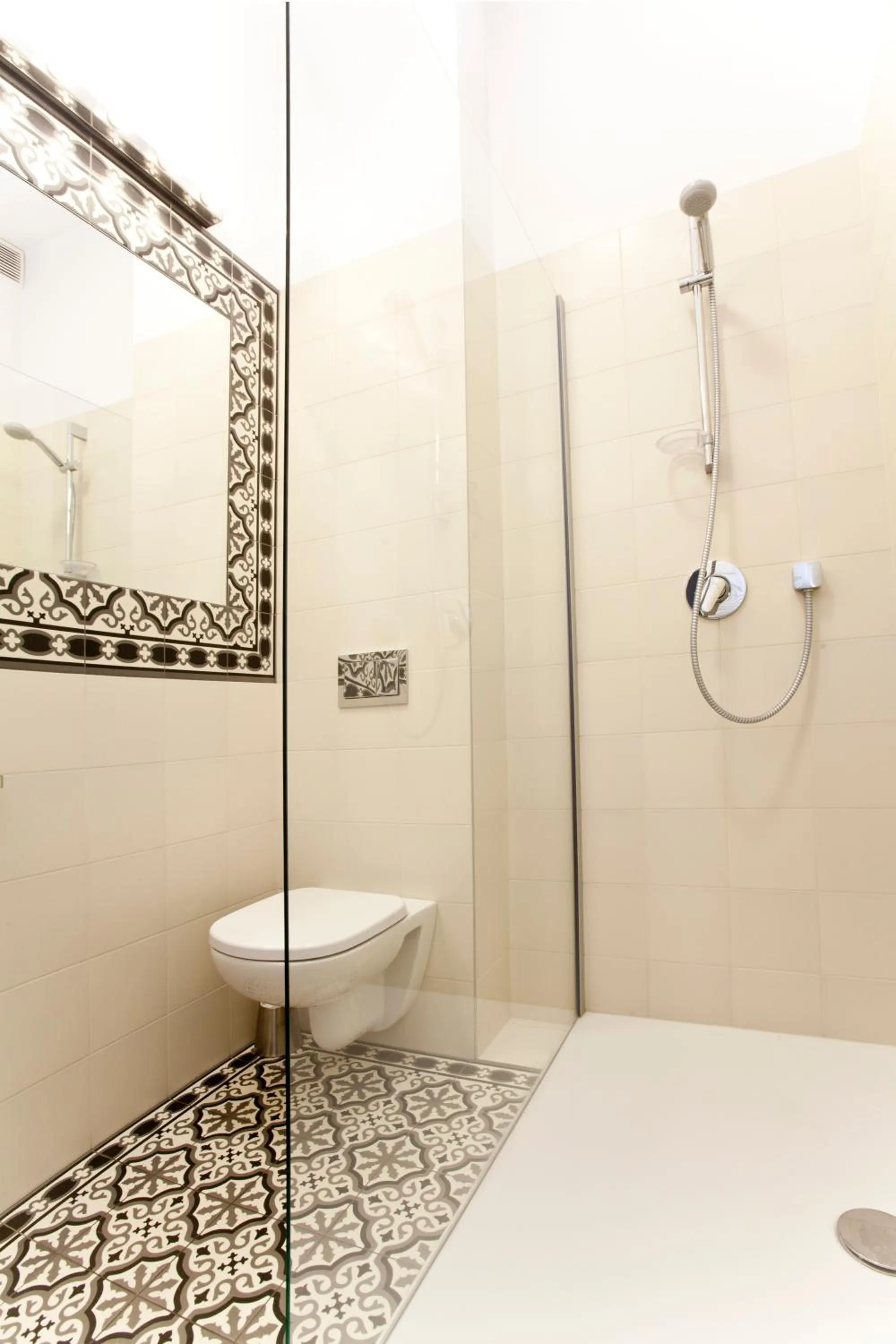 Bathroom in Krakow Townhouse