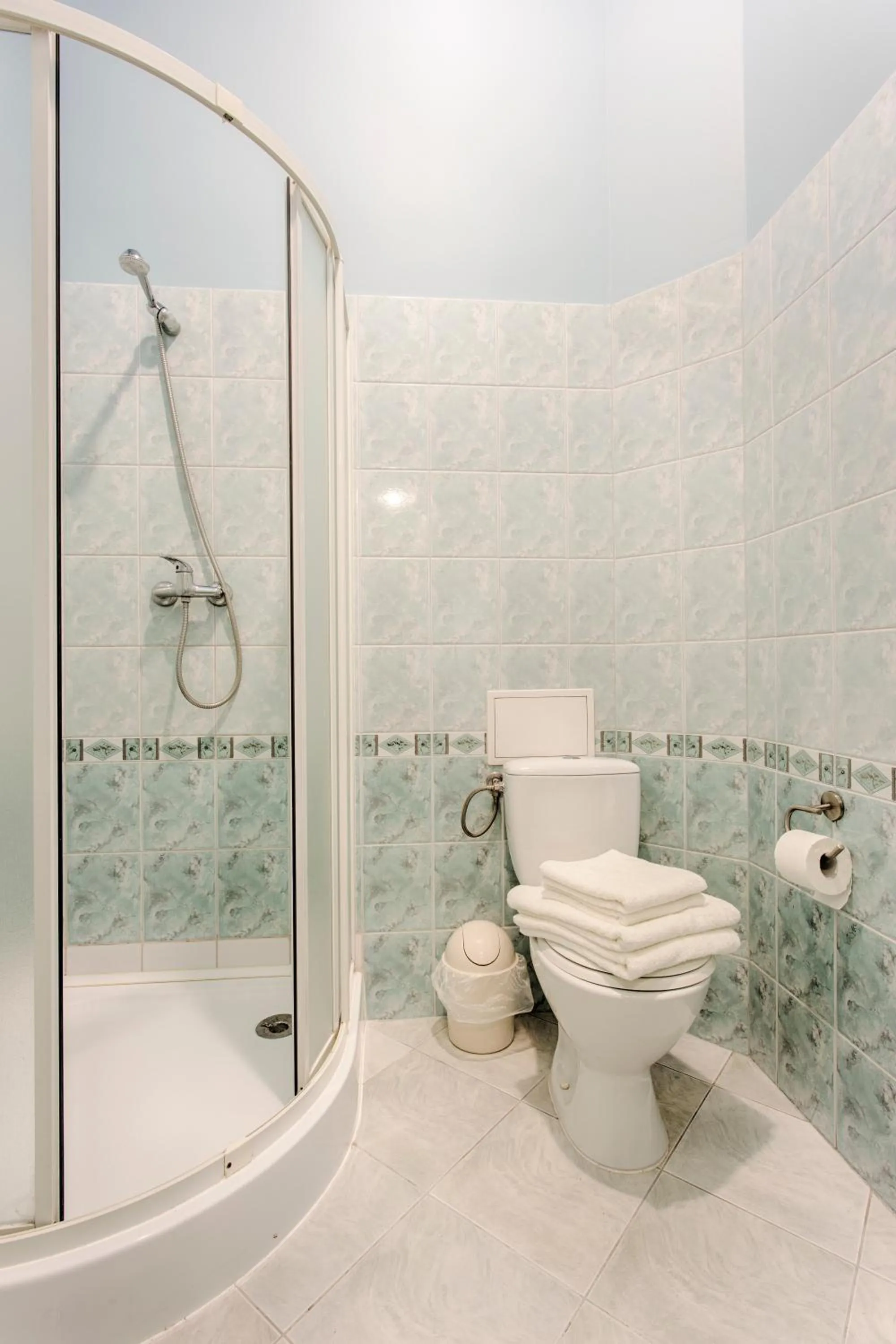 Bathroom in Krakow Townhouse