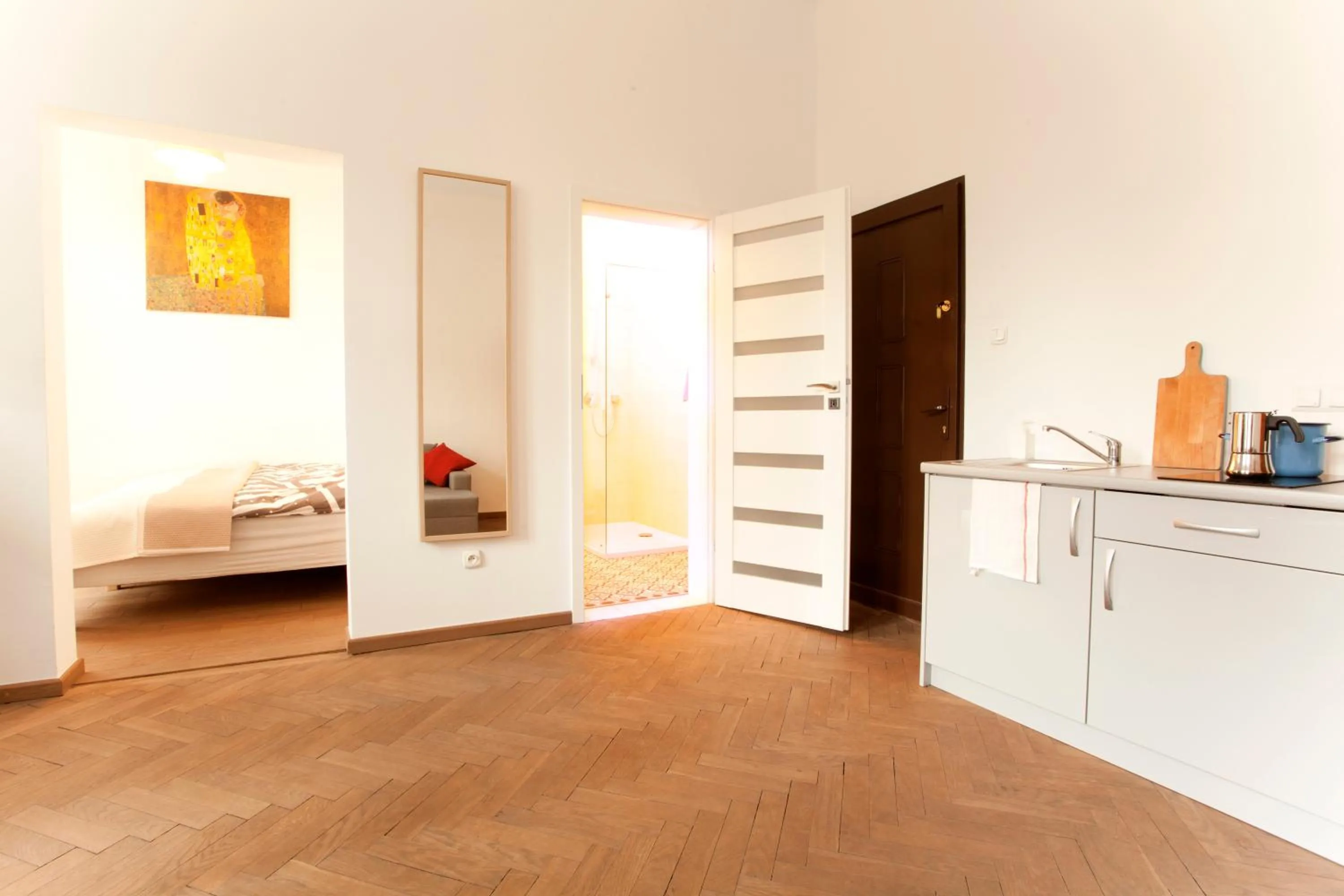 Bathroom, Bed in Krakow Townhouse