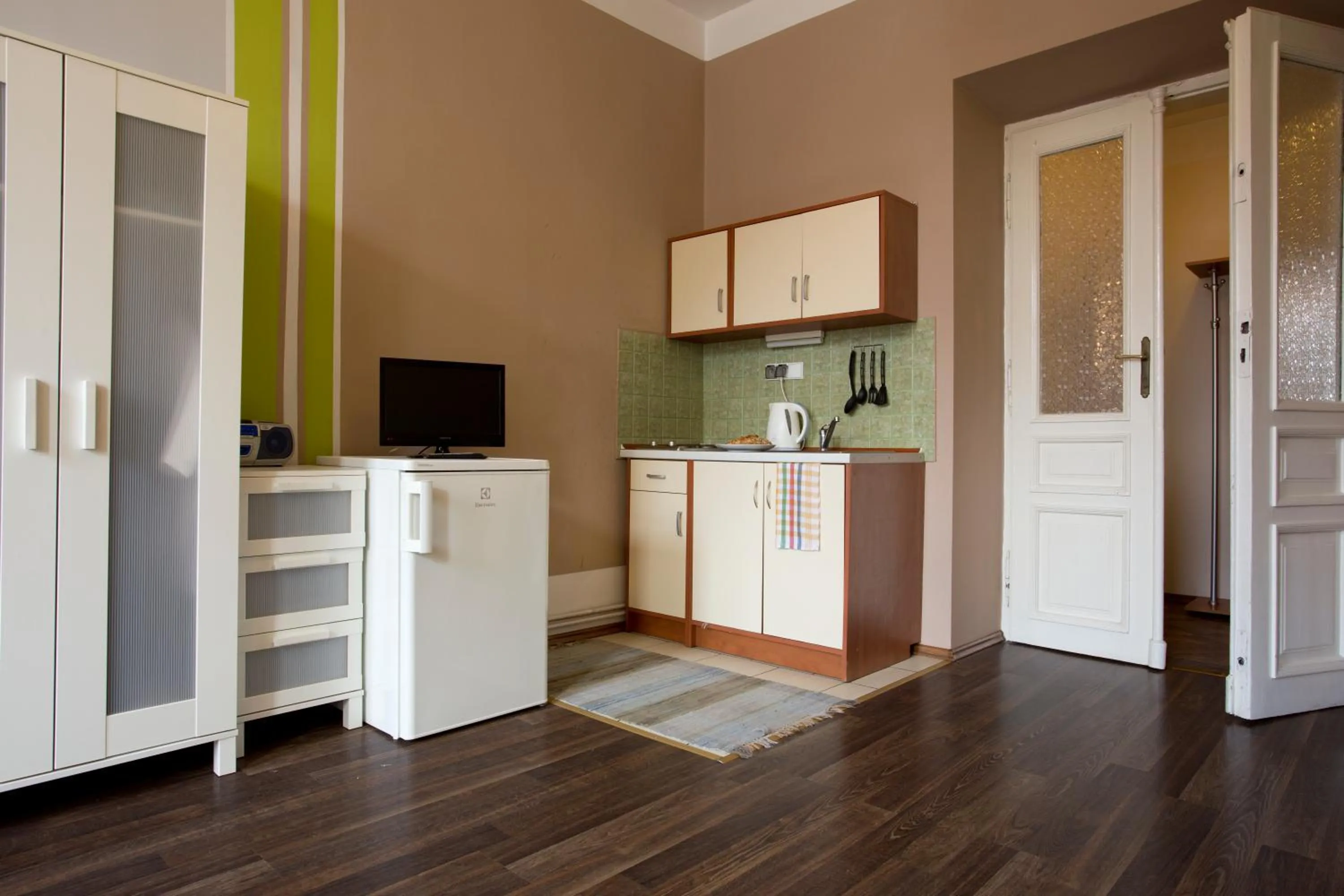 Kitchen or kitchenette in Krakow Townhouse