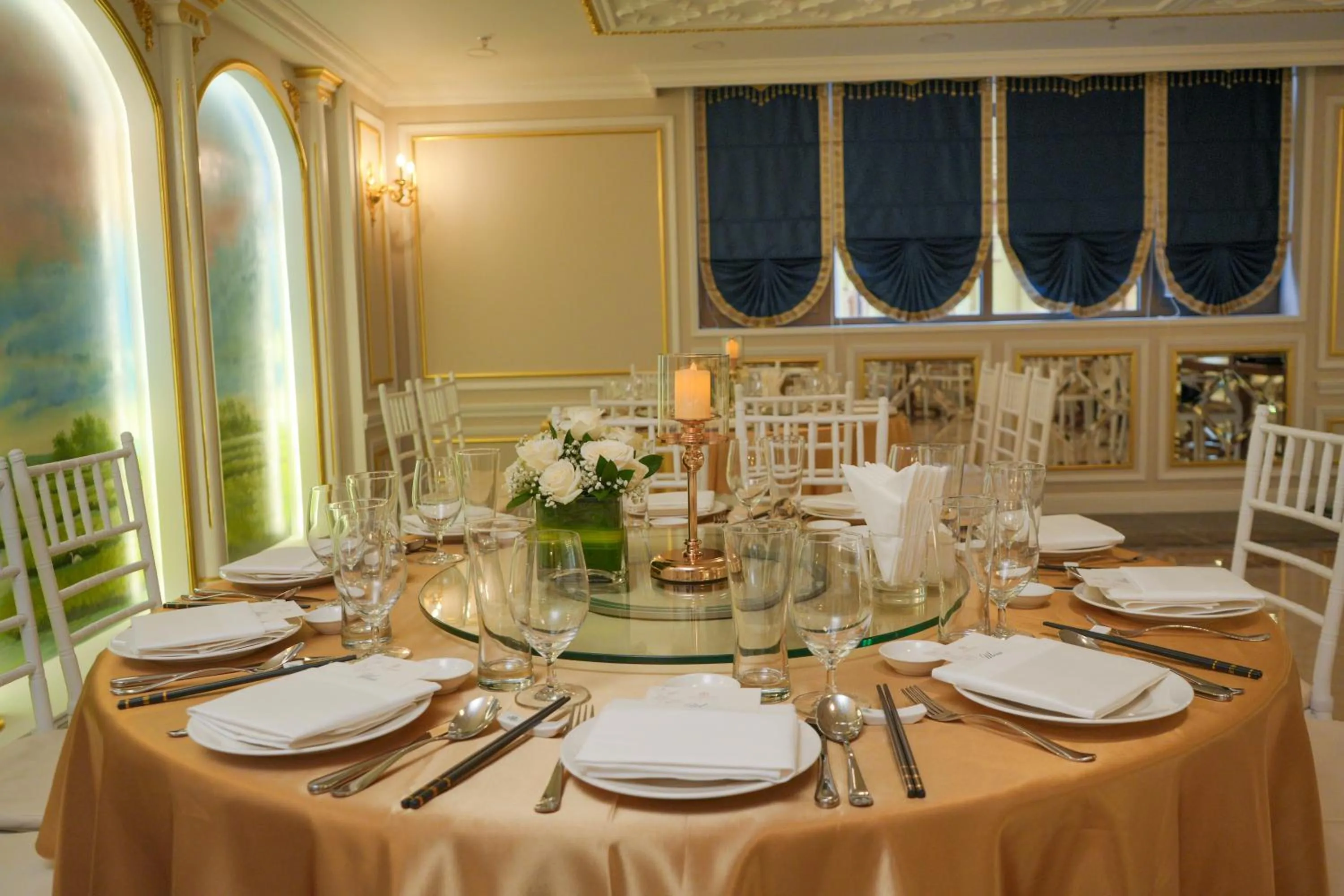 Restaurant/places to eat in LaChateau