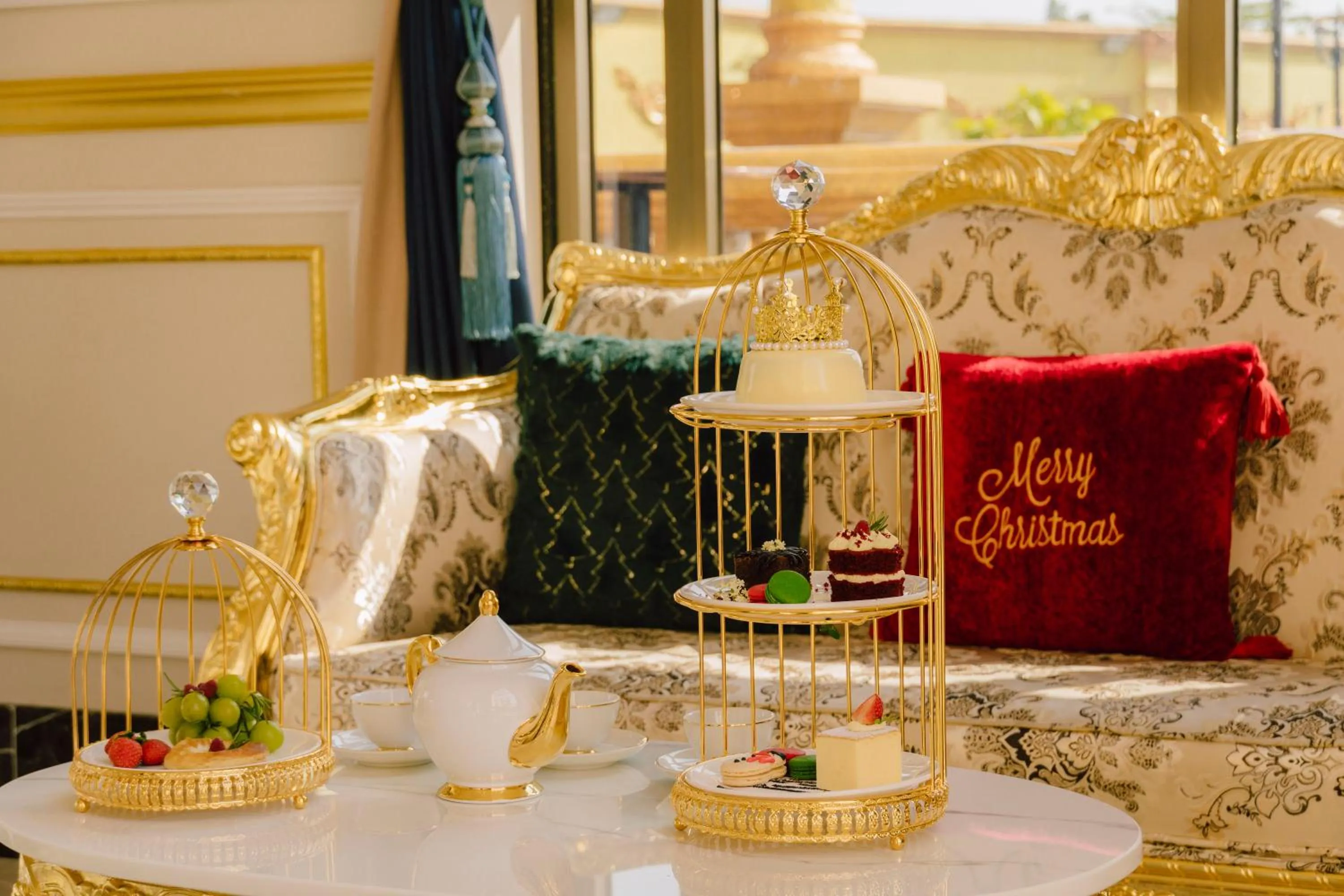 Food and drinks in LaChateau