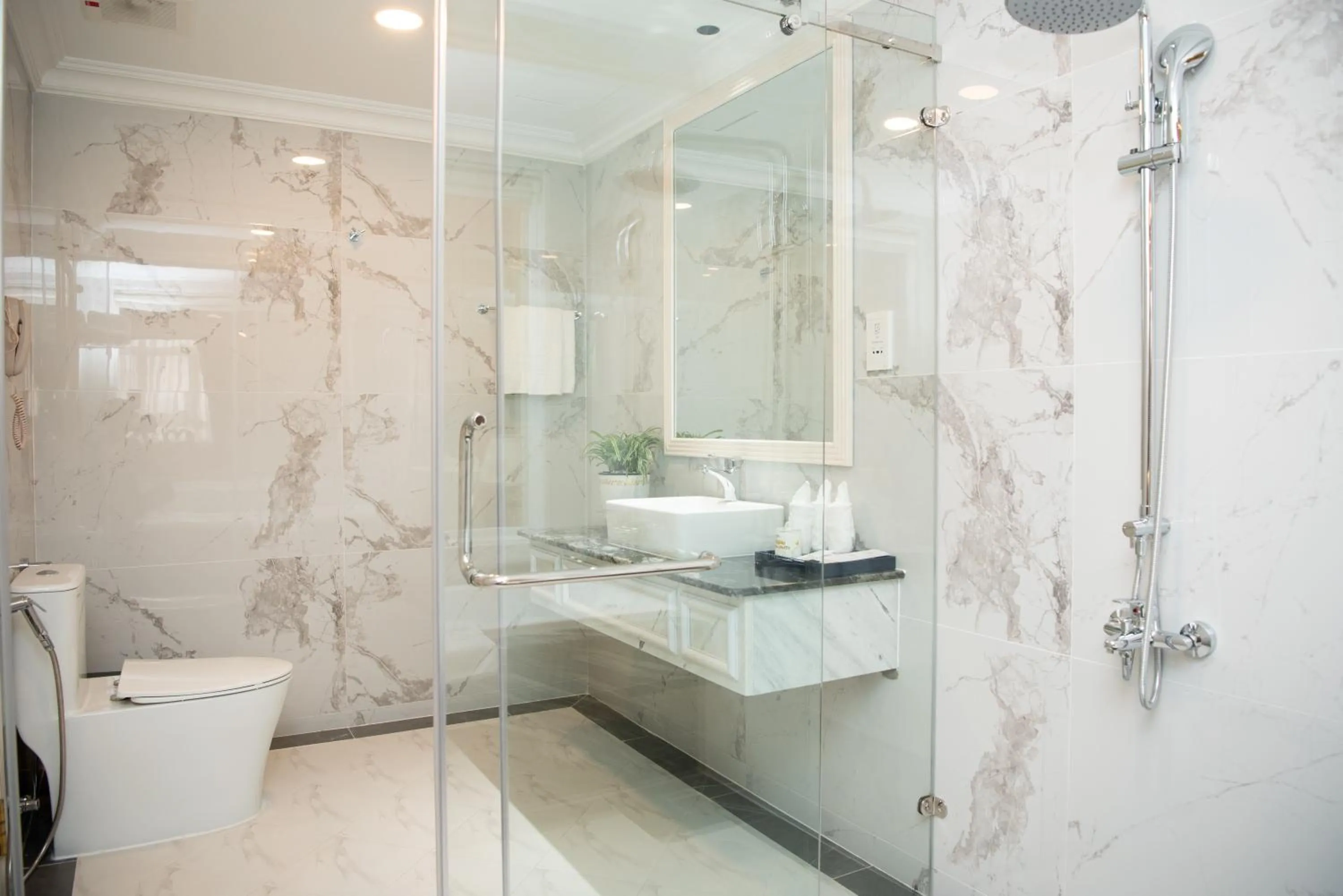 Bathroom in LaChateau