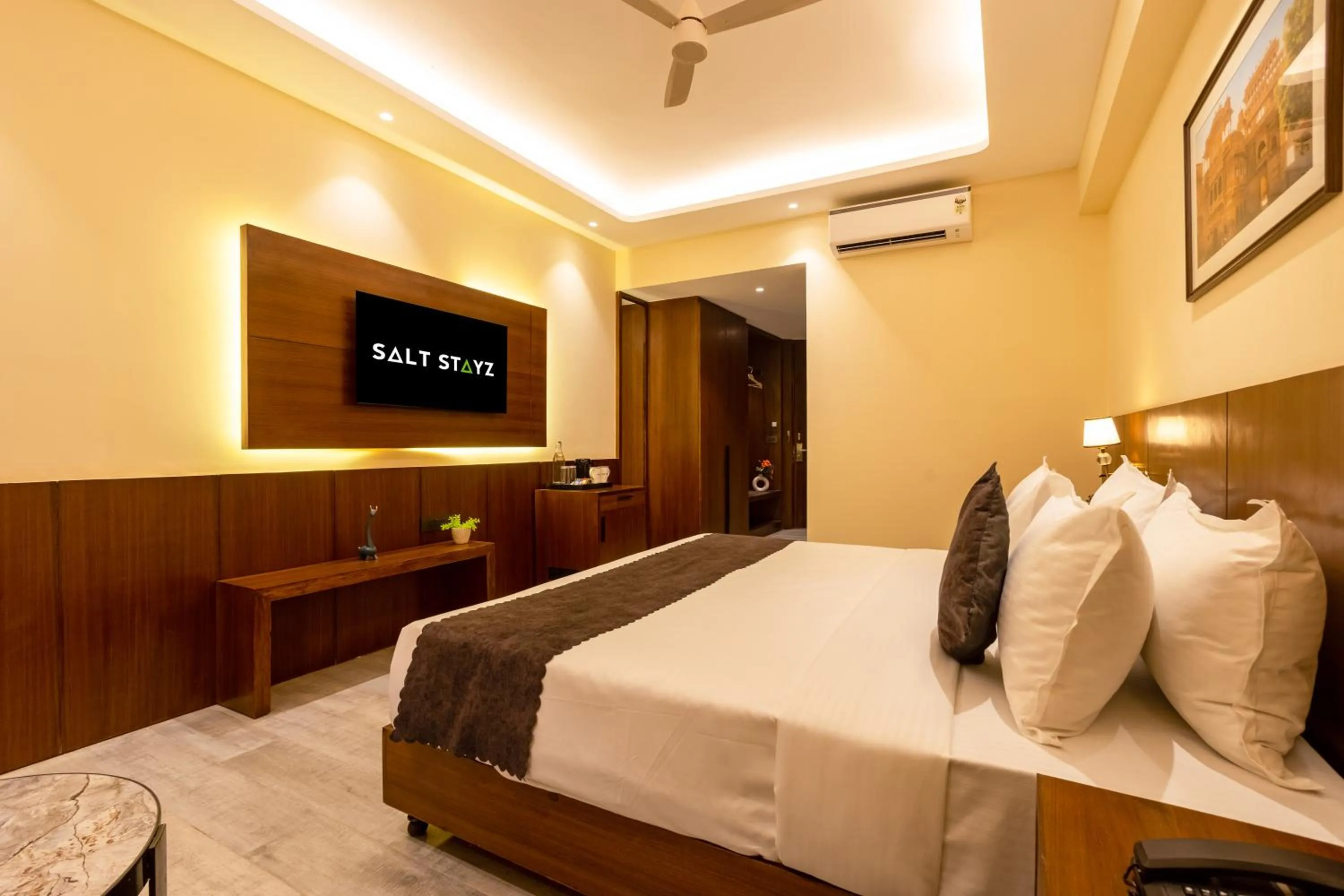 Bed in Saltstayz Premier - Manesar & Sector 86