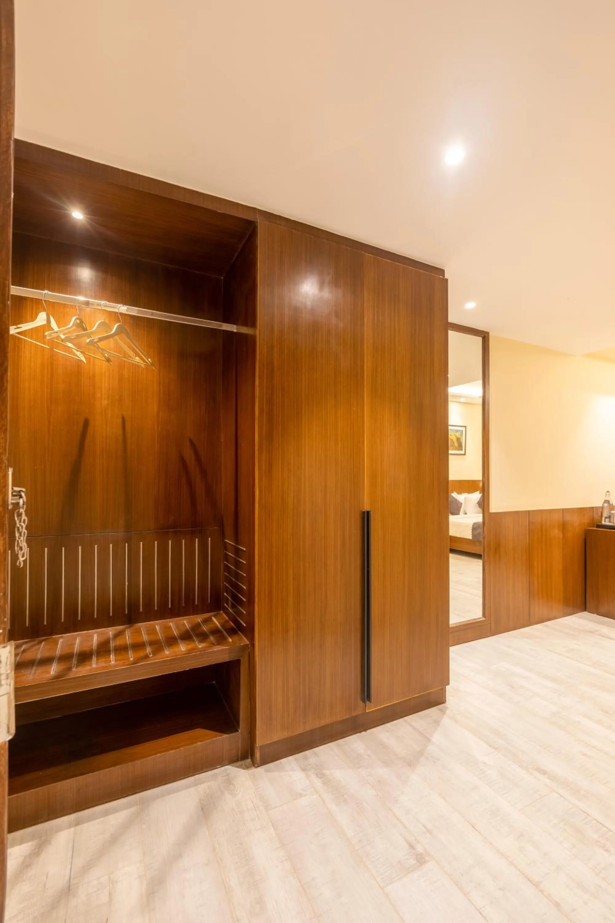 wardrobe, Bed in Saltstayz Premier - Manesar & Sector 86