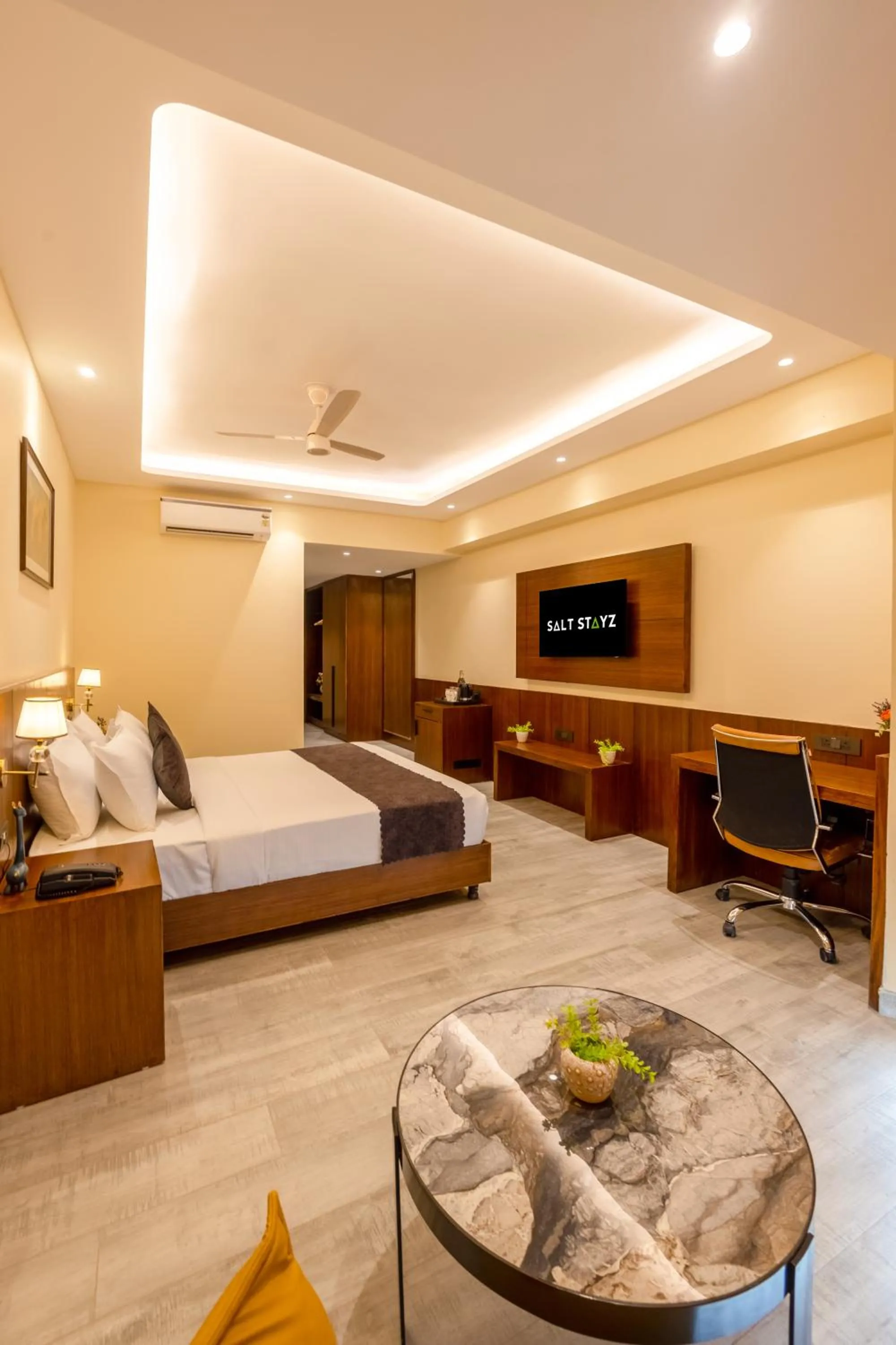Bed in Saltstayz Premier - Manesar & Sector 86