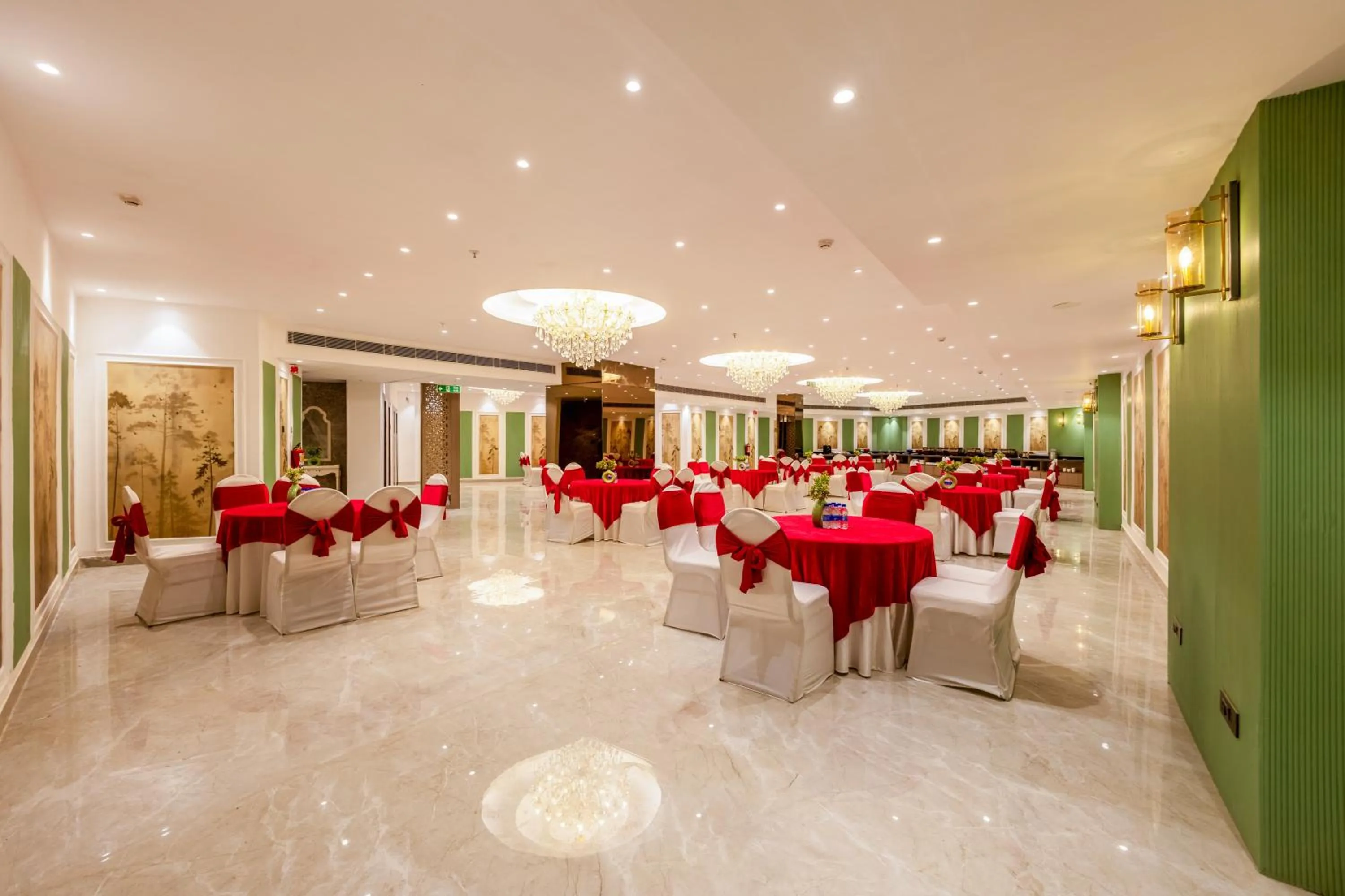 Banquet/Function facilities in Saltstayz Premier - Manesar & Sector 86
