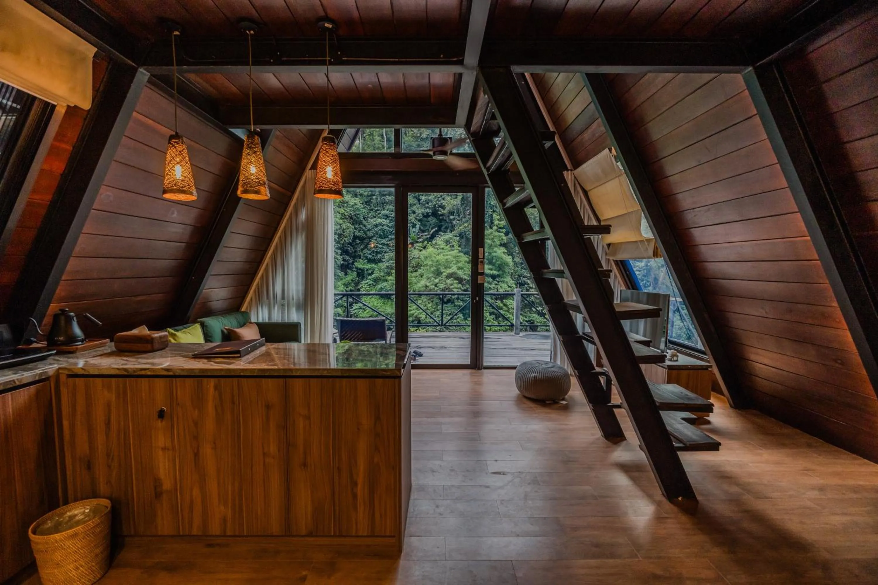Kitchen or kitchenette in Lawangkala Resort Ubud
