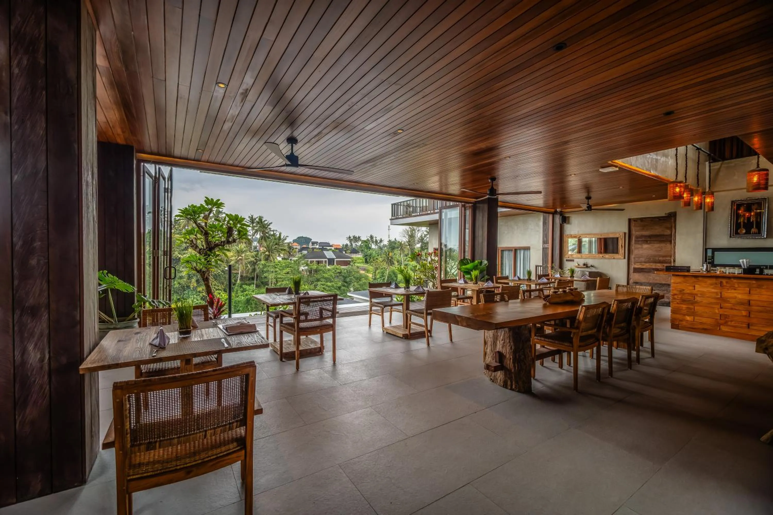 Restaurant/places to eat in Lawangkala Resort Ubud