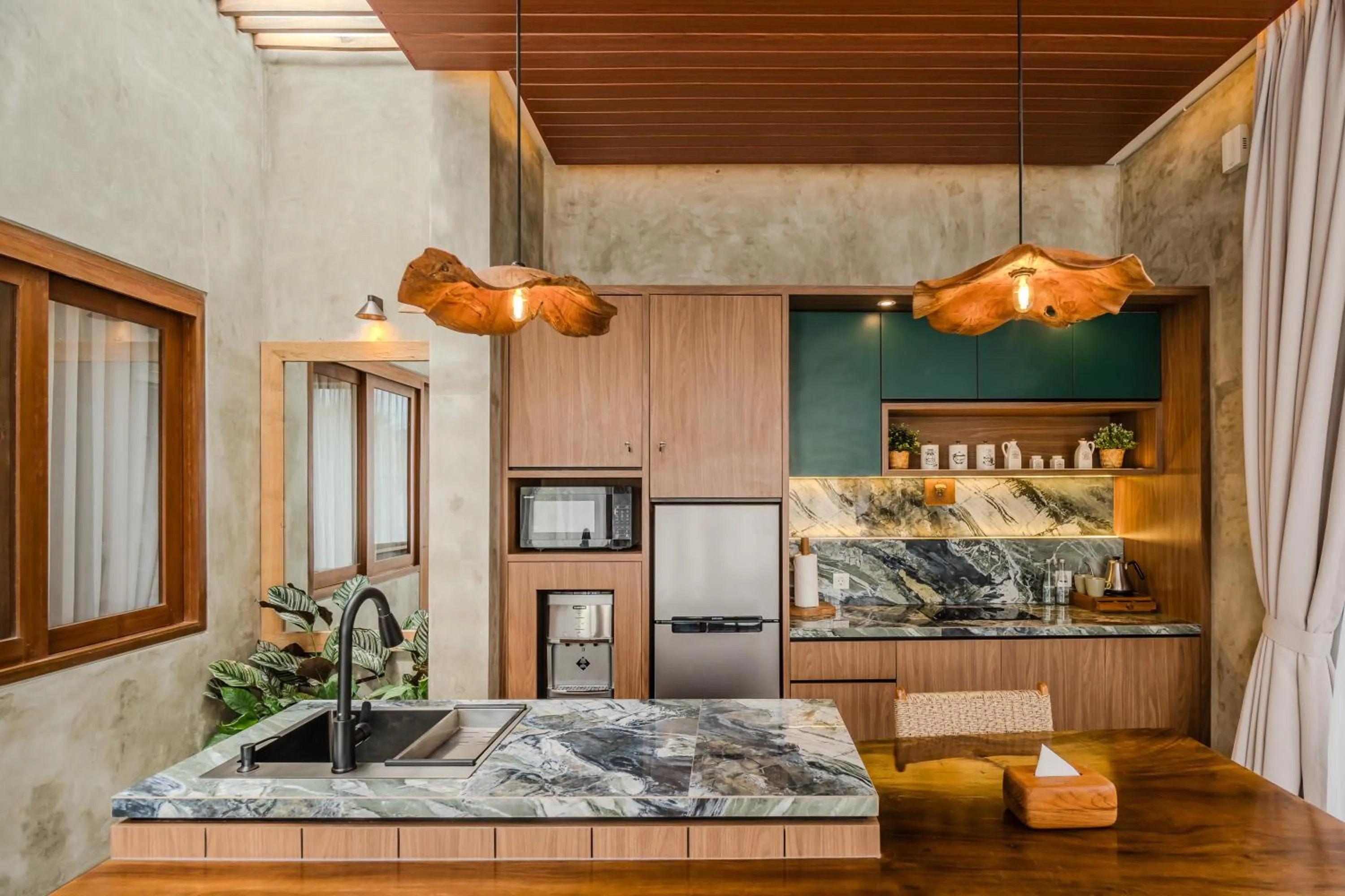 Kitchen or kitchenette in Lawangkala Resort Ubud