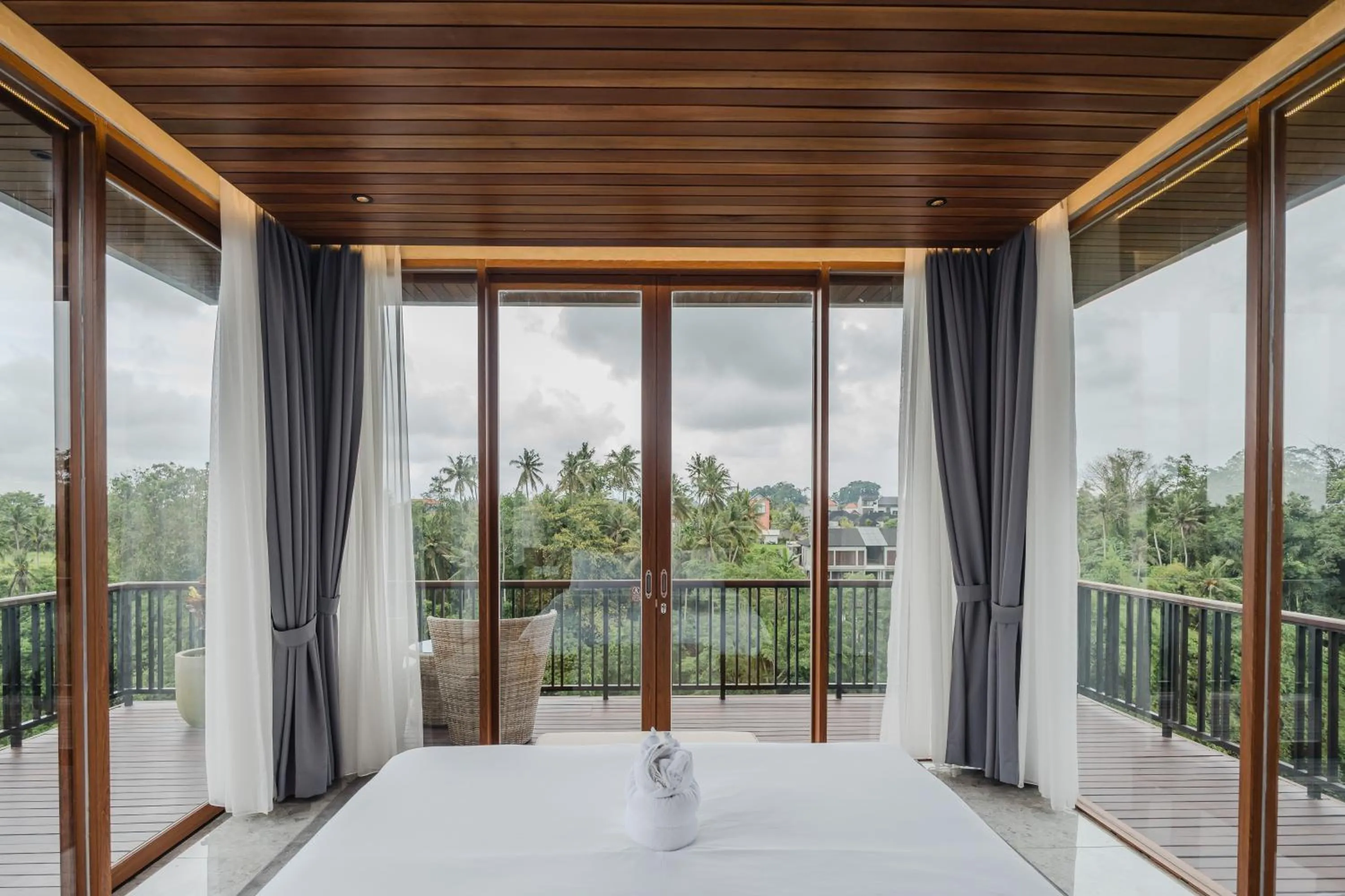 Bedroom, Bed in Lawangkala Resort Ubud