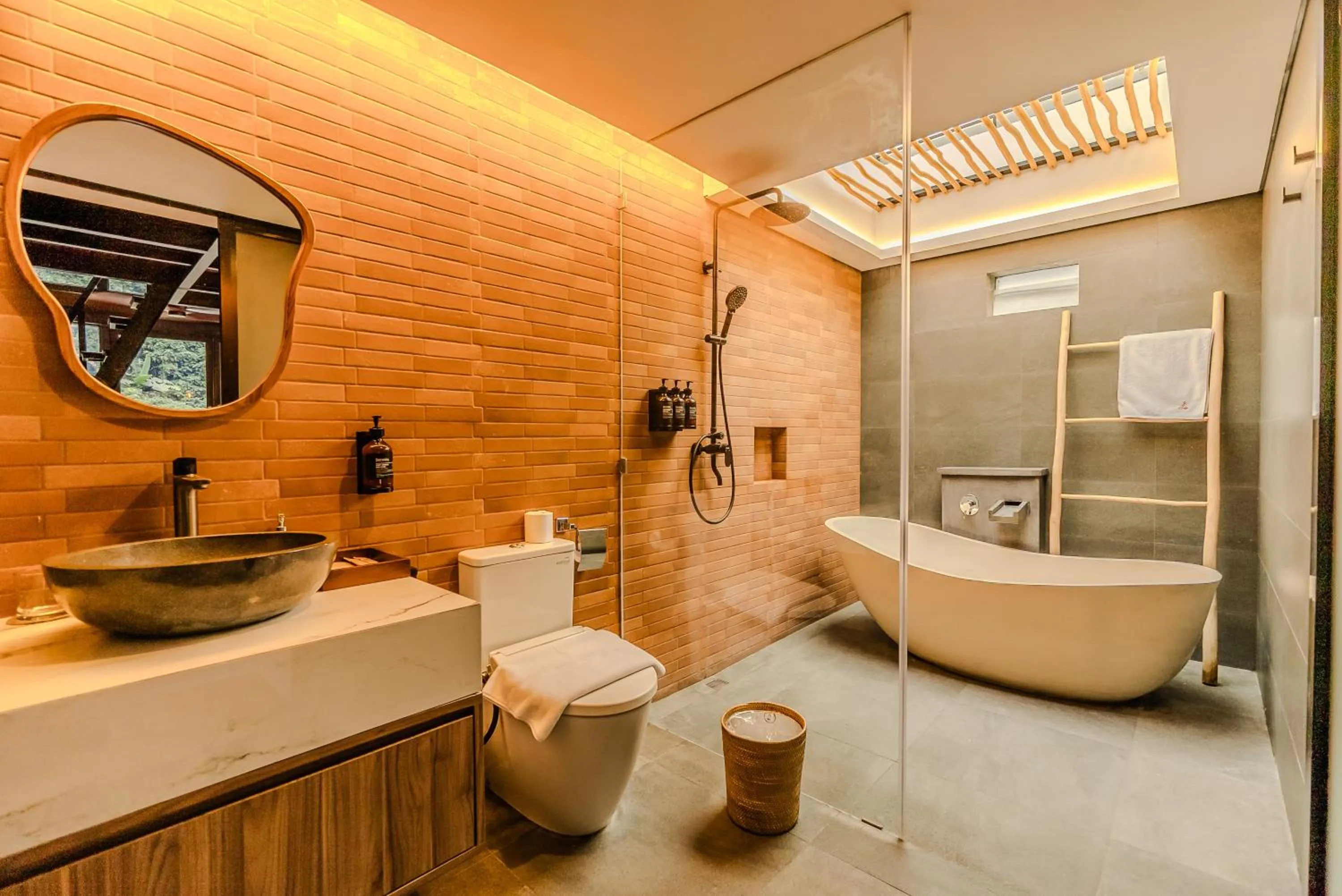 Bath in Lawangkala Resort Ubud