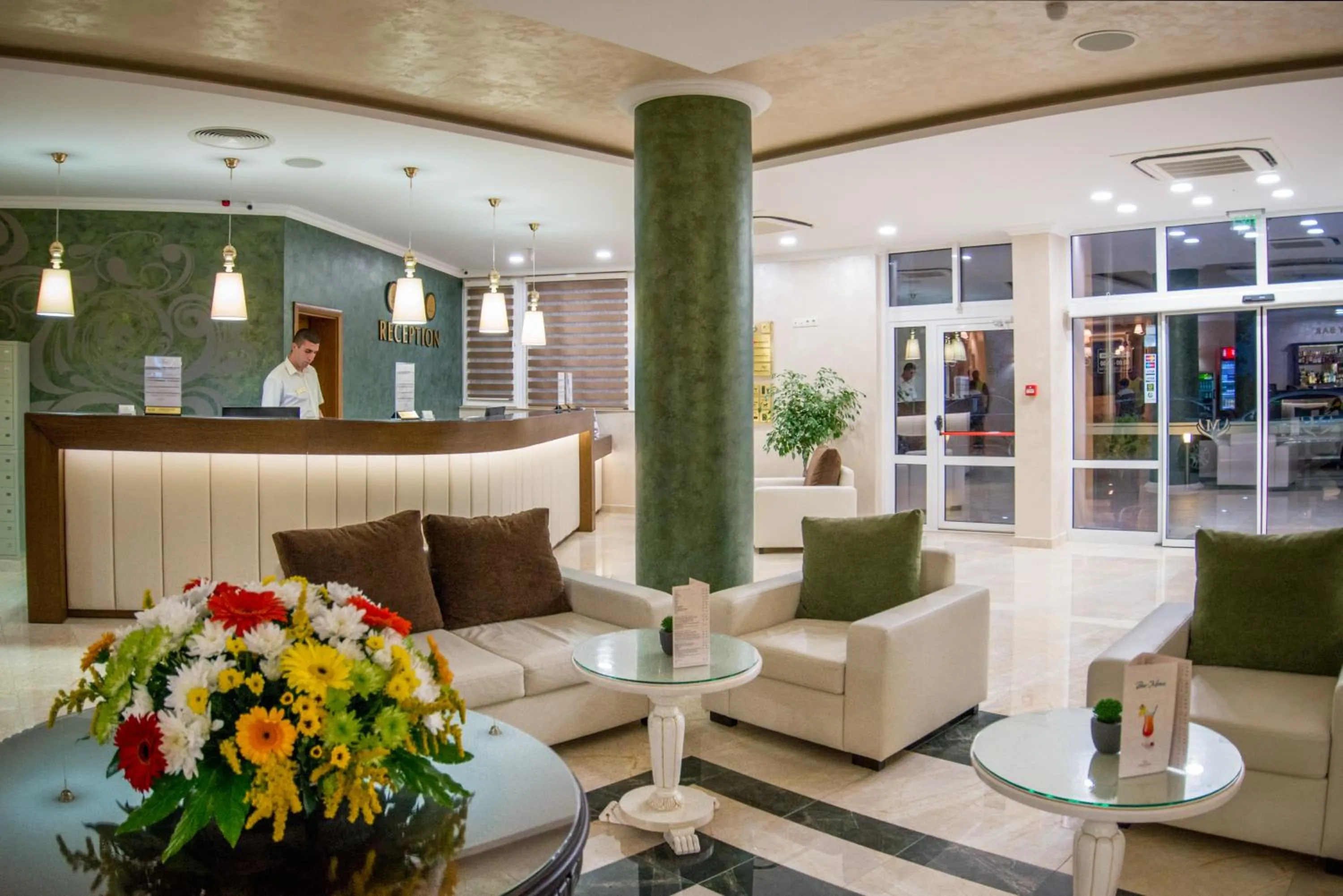 Lobby or reception in Hotel Miramar Sozopol