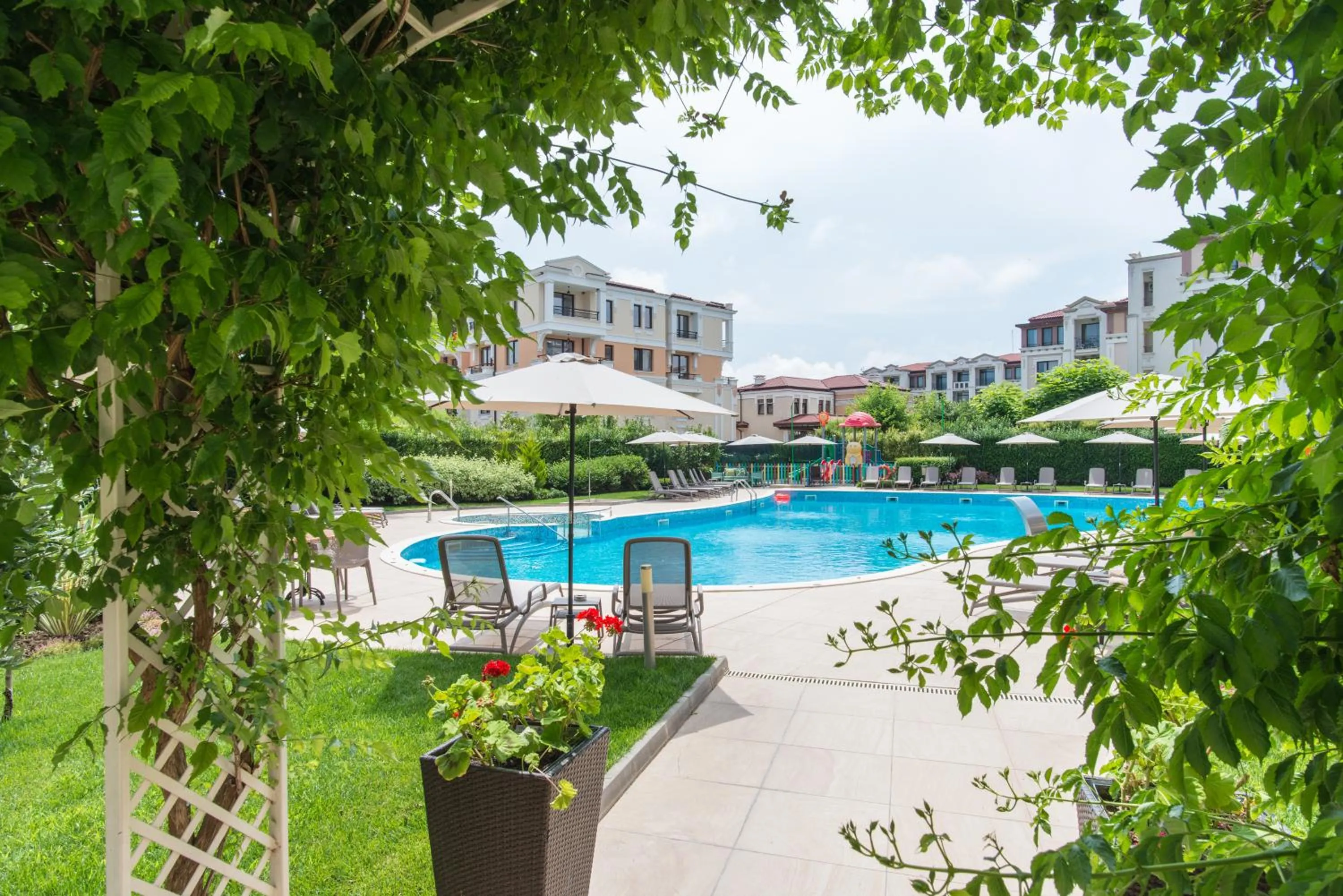 Garden view in Hotel Miramar Sozopol