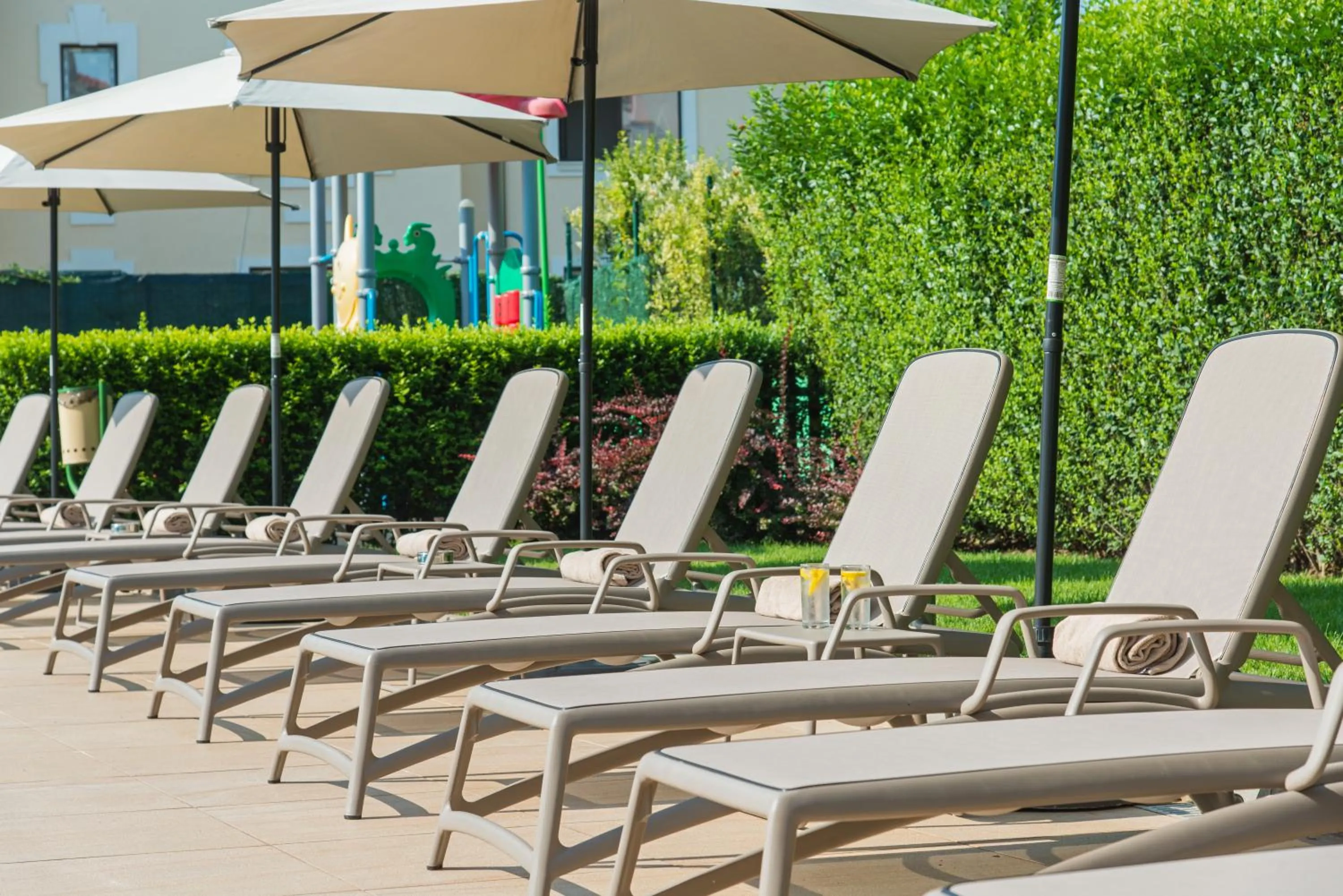 Swimming pool in Hotel Miramar Sozopol