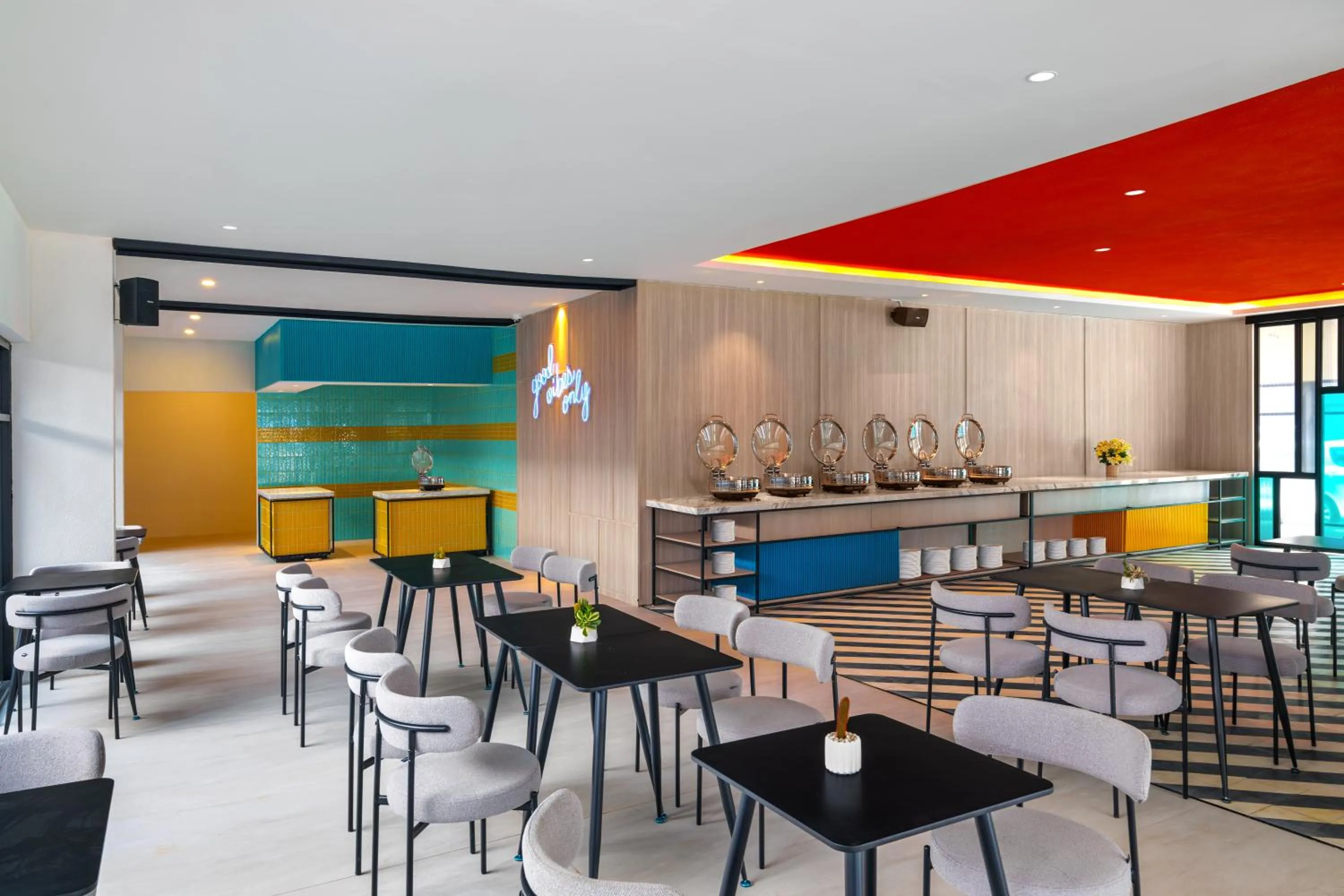 Restaurant/places to eat in Quest Vibe Dewi Sri Bali