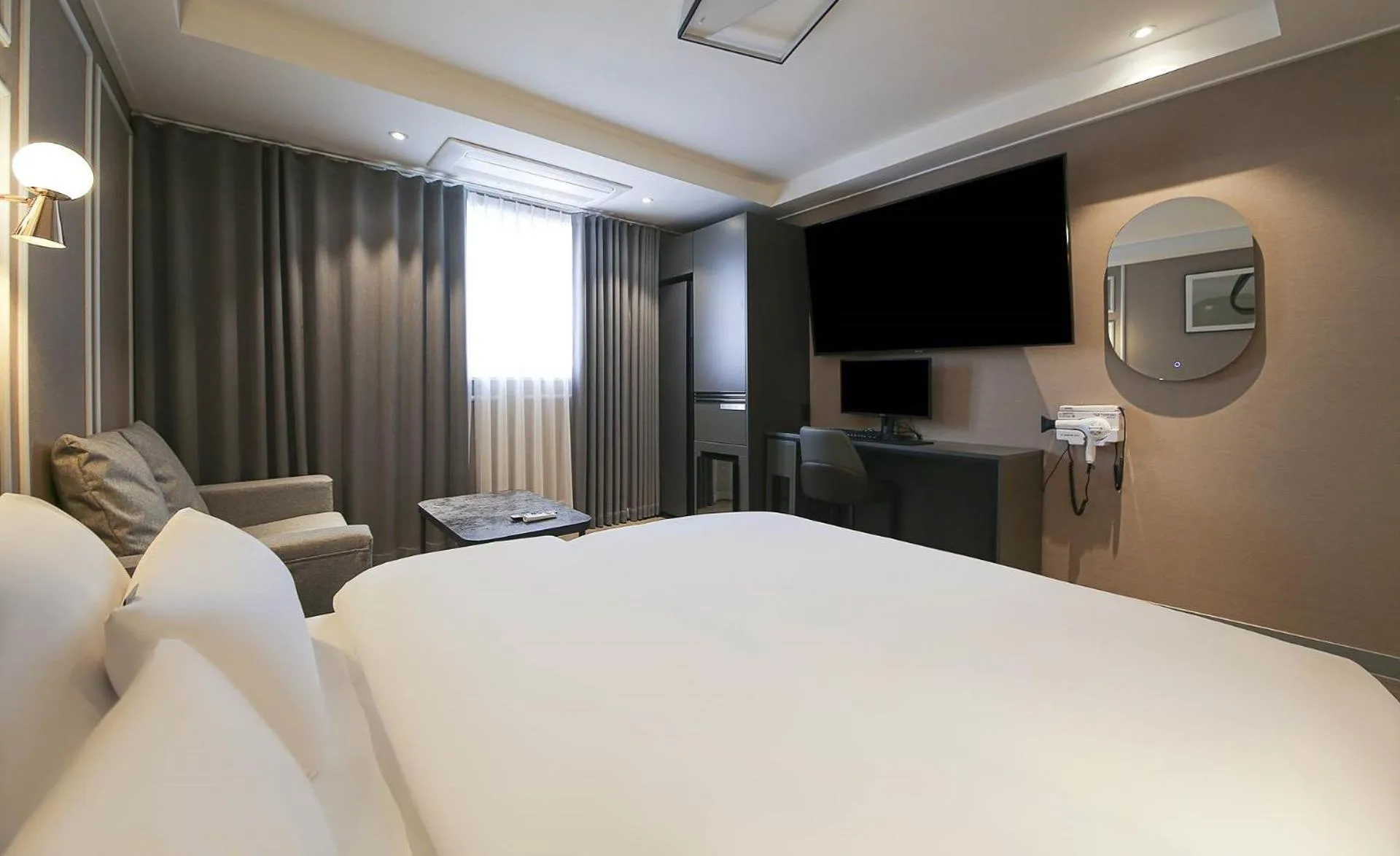 Bed in Chungju Browndot Cityhall