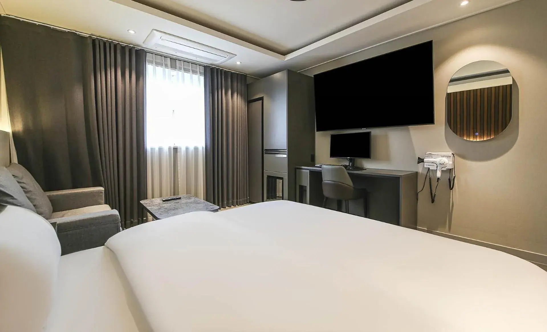 Bed in Chungju Browndot Cityhall Bed in Chungju Browndot Cityhall