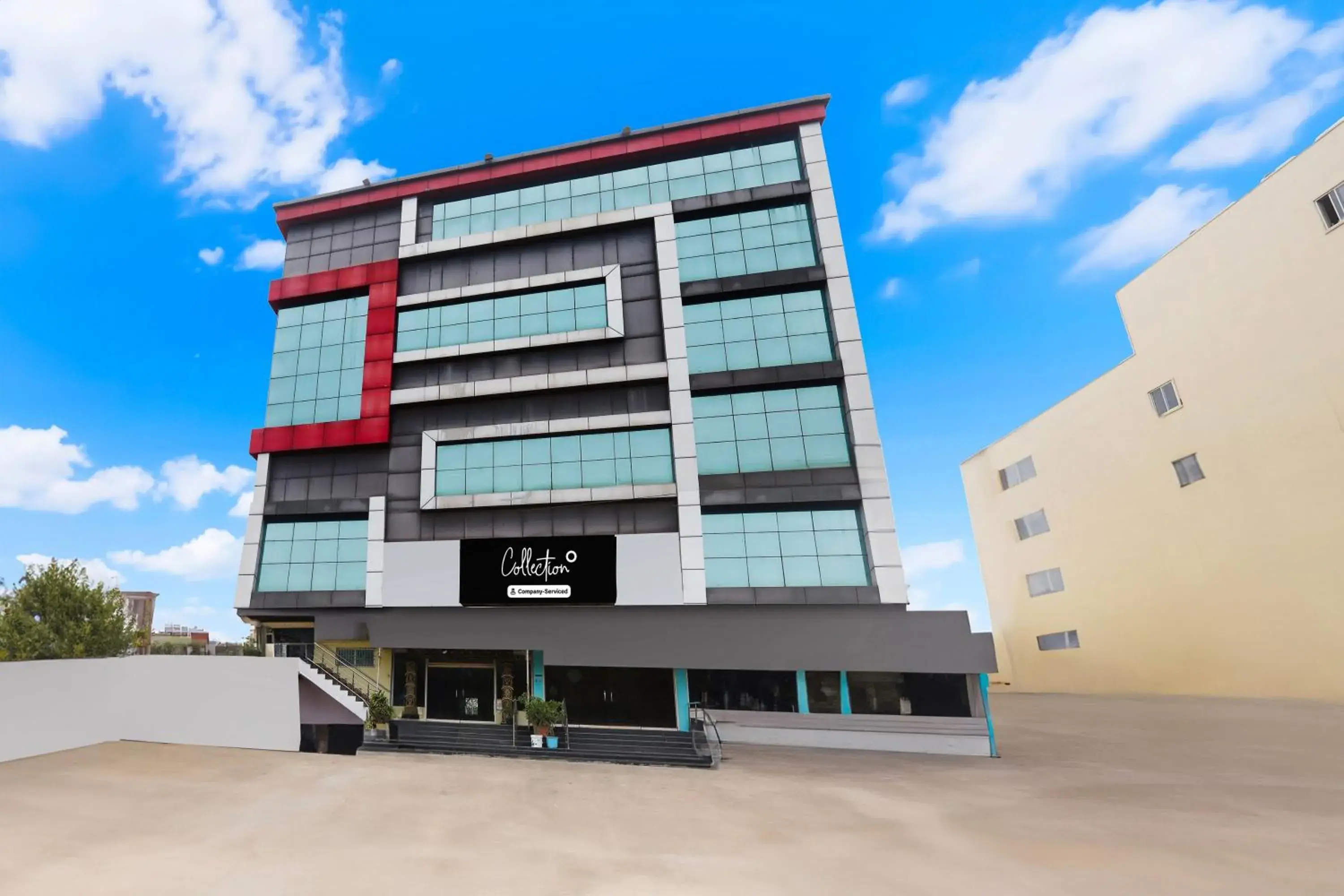 Facade/entrance in Super Collection O Nellore Subbareddy Government Hospital Formerly Hotel Rama Royal Facade/entrance in Super Collection O Nellore Subbareddy Government Hospital Formerly Hotel Rama Royal