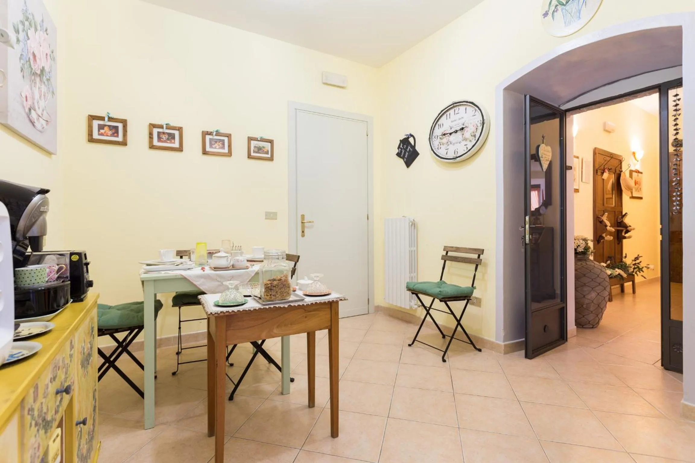 Italian breakfast in Bed and Breakfast Sognando Te