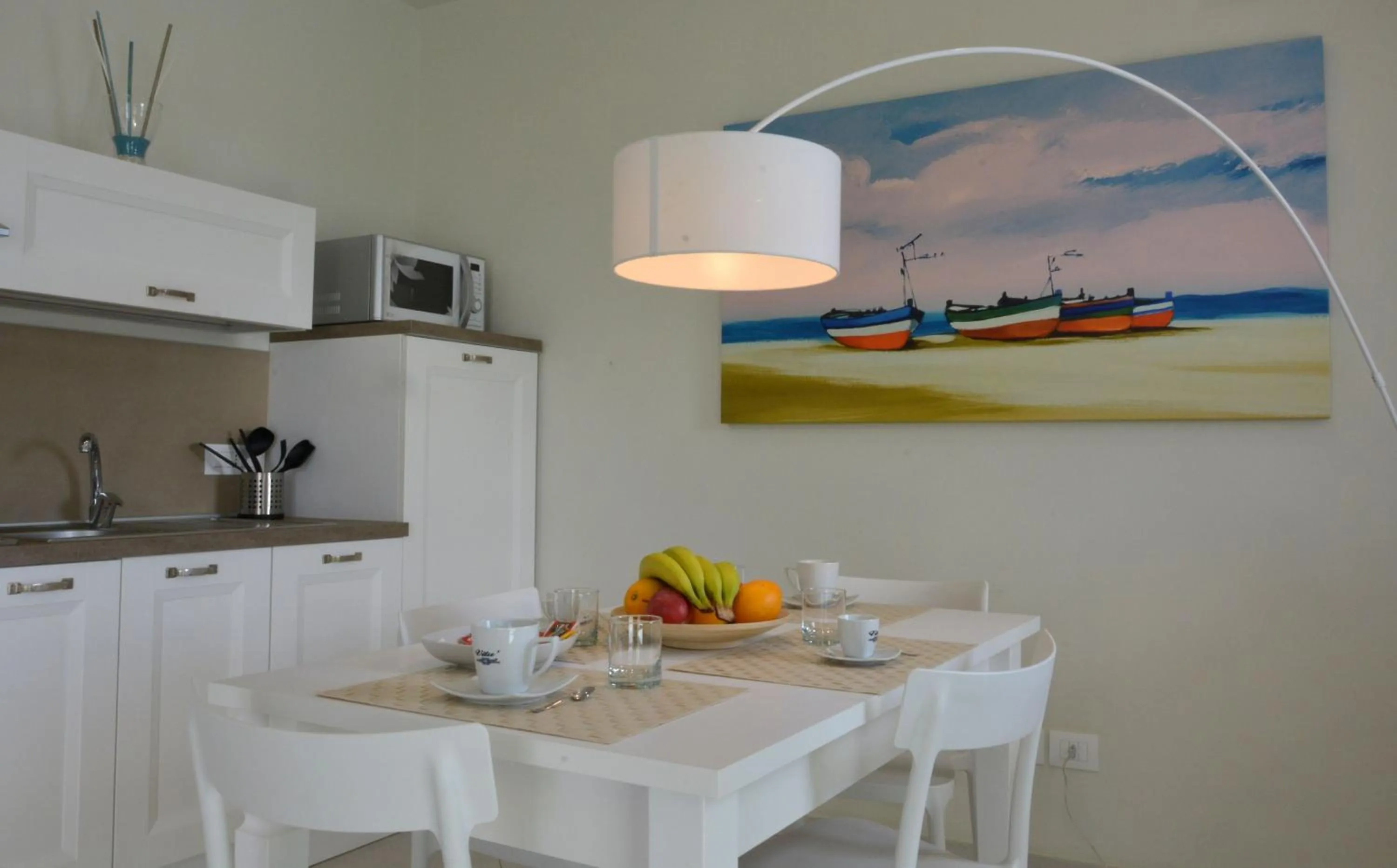 Kitchen or kitchenette in Vilu Suite Mare