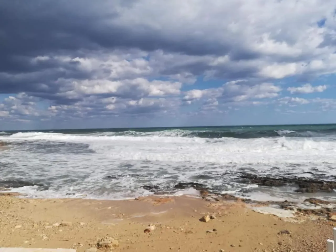 Beach in Vilu Suite Mare